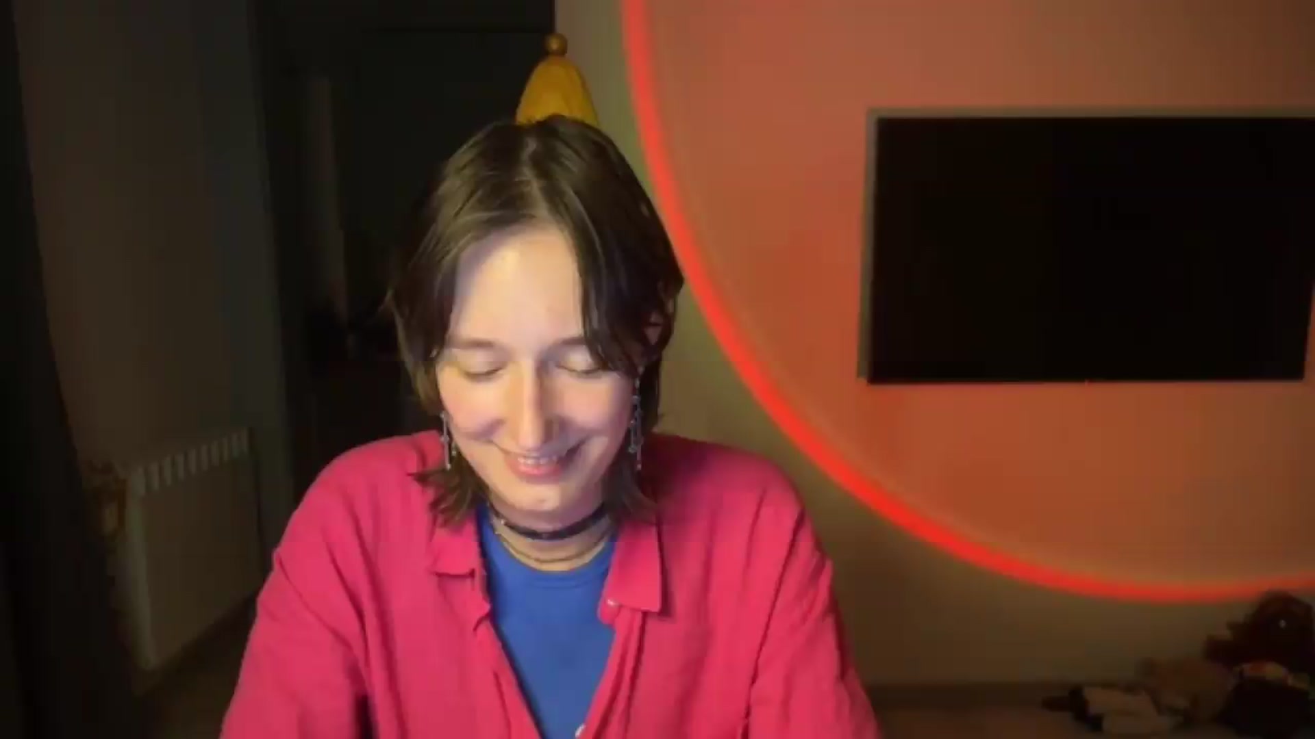 Gallery image thumbnail from LoooneyTunes's myfreecams stream on, 08/25/2026, 23:24 image 17 of 20
