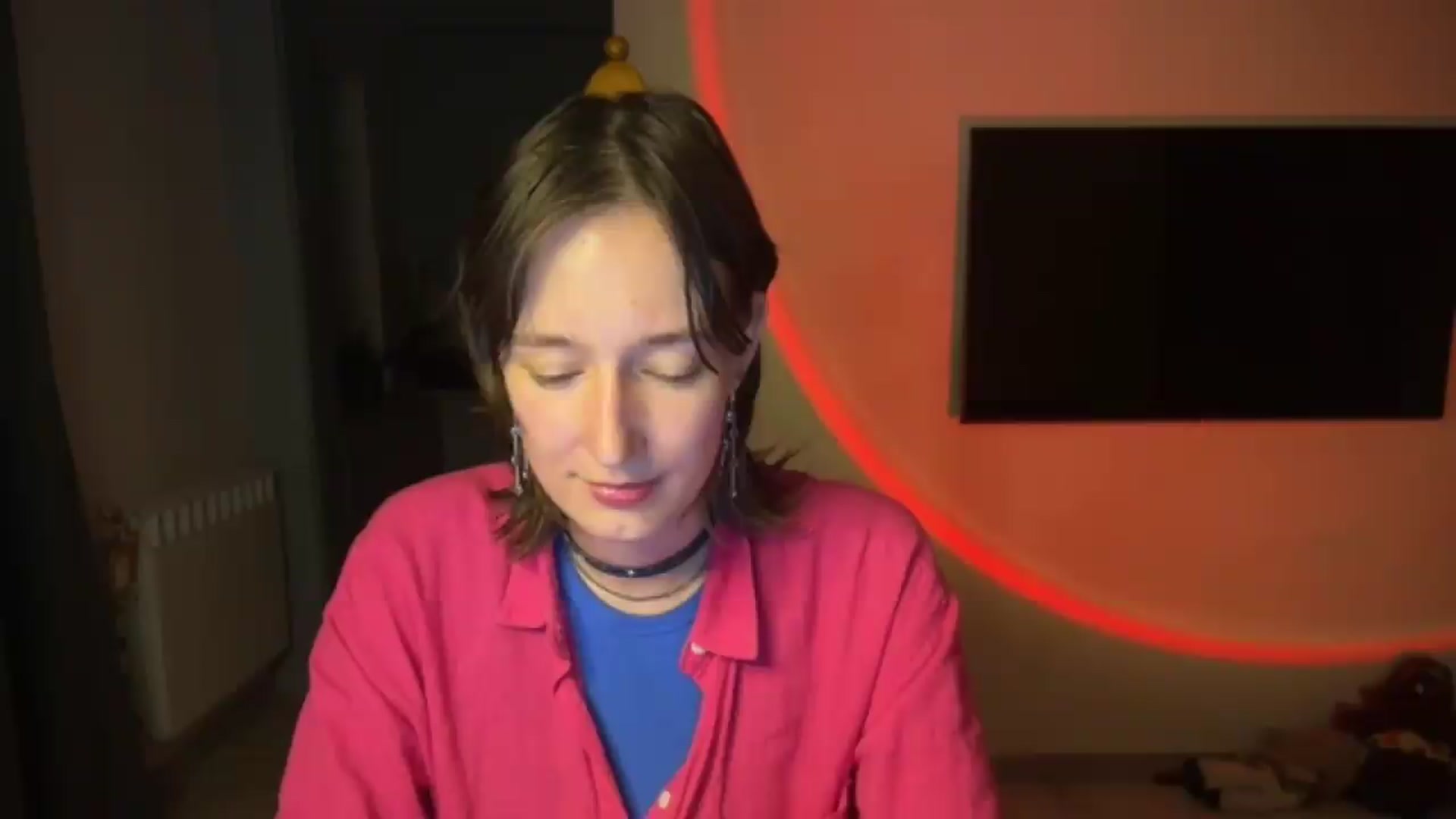 Gallery image thumbnail from LoooneyTunes's myfreecams stream on, 08/26/2026, 24:15 image 9 of 20