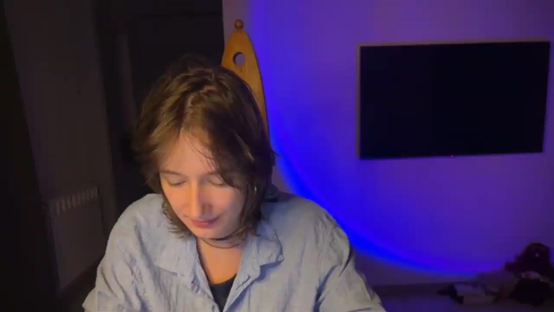 Gallery image thumbnail from LoooneyTunes's myfreecams stream on, 08/26/2026, 23:51 image 18 of 20