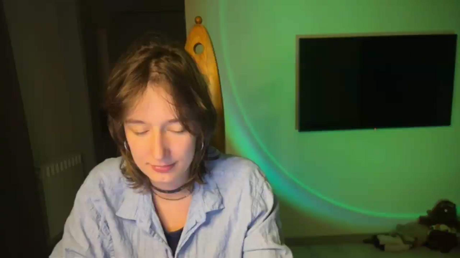 Gallery image thumbnail from LoooneyTunes's myfreecams stream on, 08/26/2026, 23:51 image 16 of 20