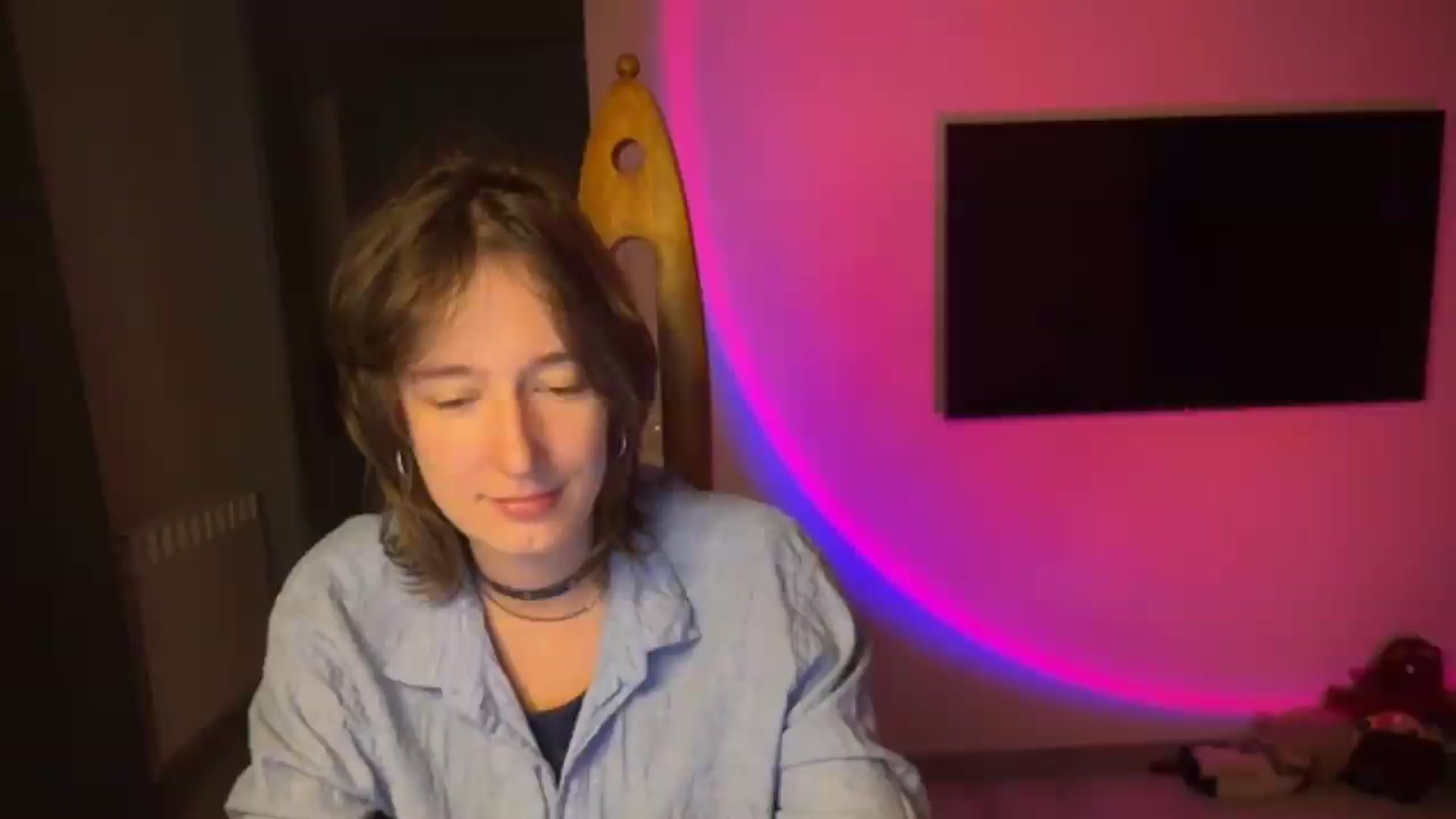 Gallery image thumbnail from LoooneyTunes's myfreecams stream on, 08/26/2026, 23:51 image 19 of 20