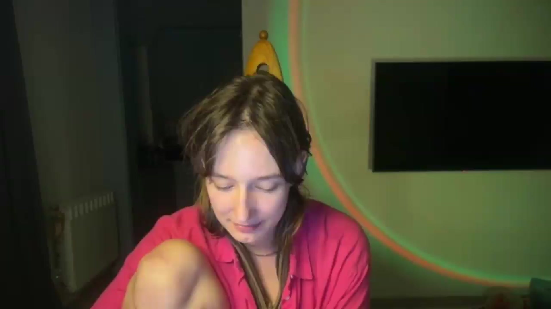 Gallery image thumbnail from LoooneyTunes's myfreecams stream on, 09/05/2026, 01:27 image 17 of 20
