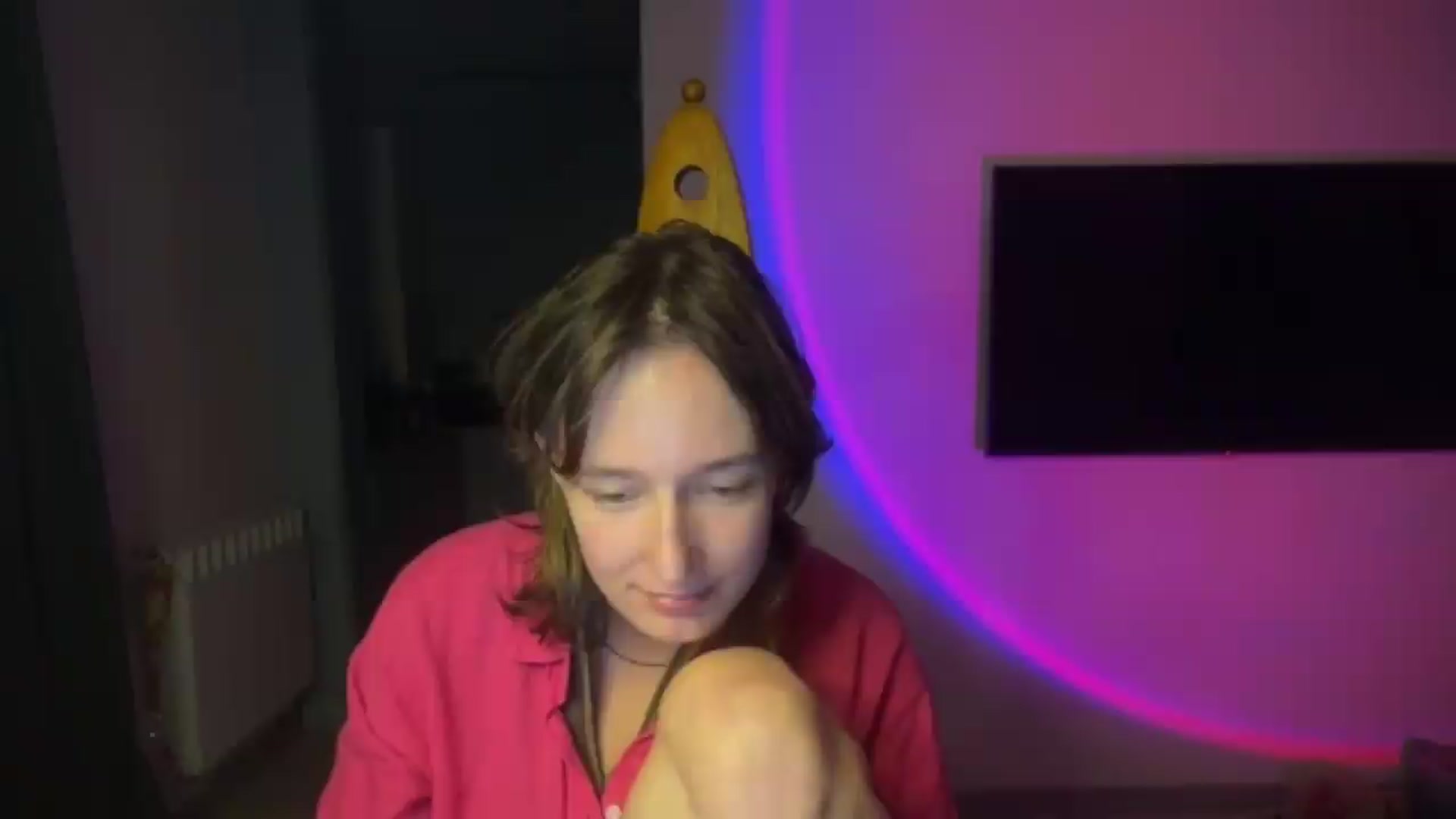 Gallery image thumbnail from LoooneyTunes's myfreecams stream on, 09/05/2026, 01:27 image 4 of 20