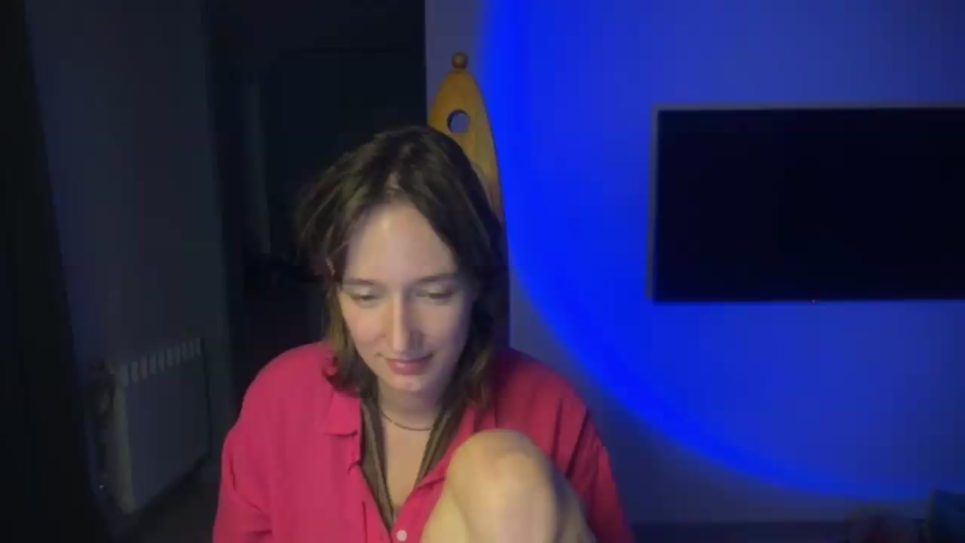 Gallery image thumbnail from LoooneyTunes's myfreecams stream on, 09/05/2026, 01:27 image 6 of 20