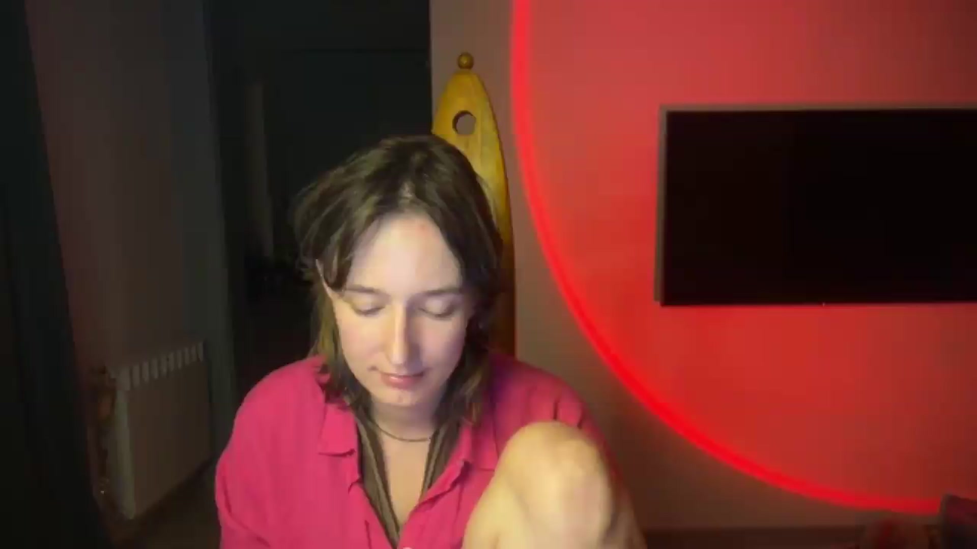Gallery image thumbnail from LoooneyTunes's myfreecams stream on, 09/05/2026, 01:27 image 3 of 20