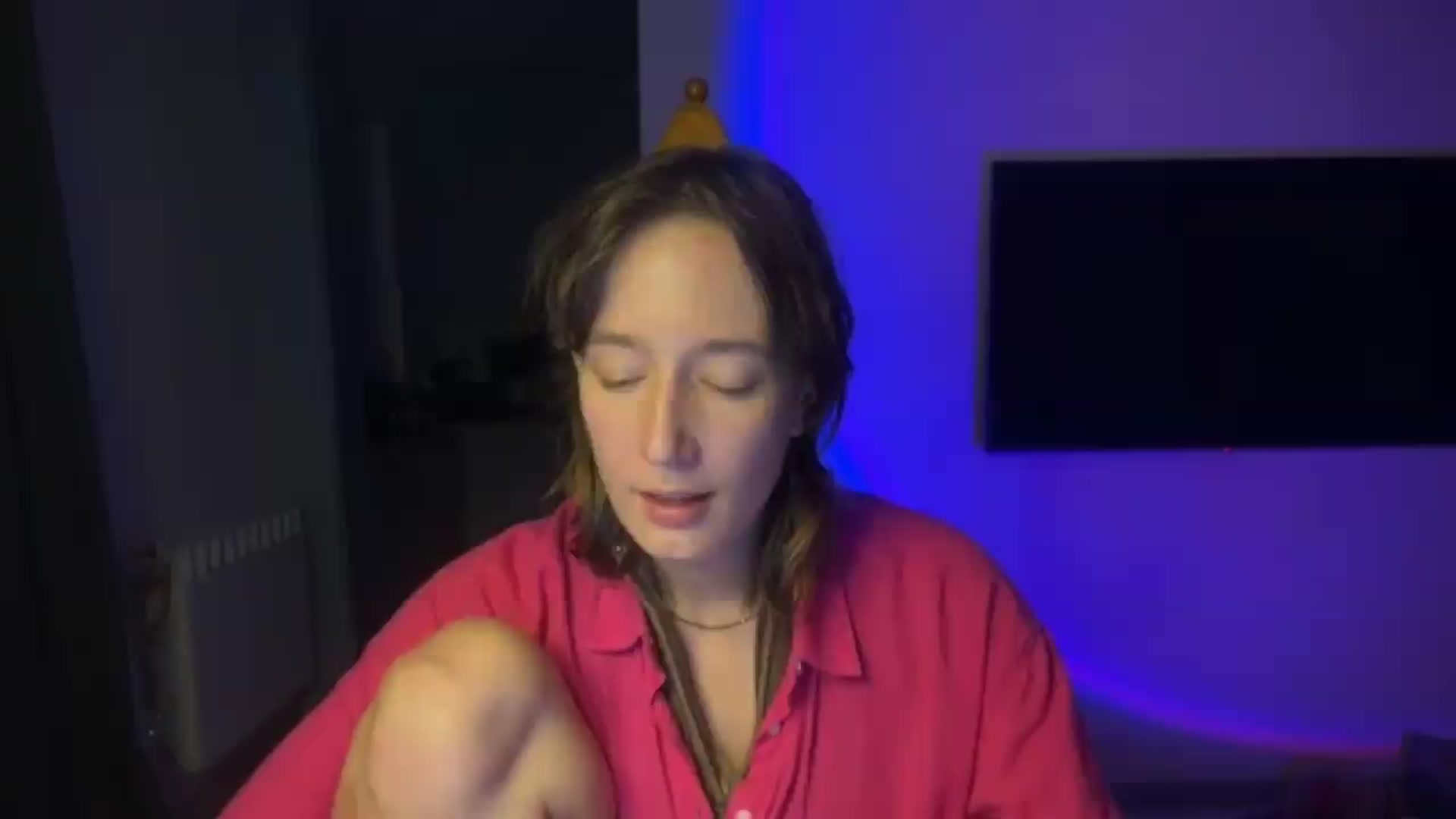 Gallery image thumbnail from LoooneyTunes's myfreecams stream on, 09/05/2026, 01:27 image 13 of 20