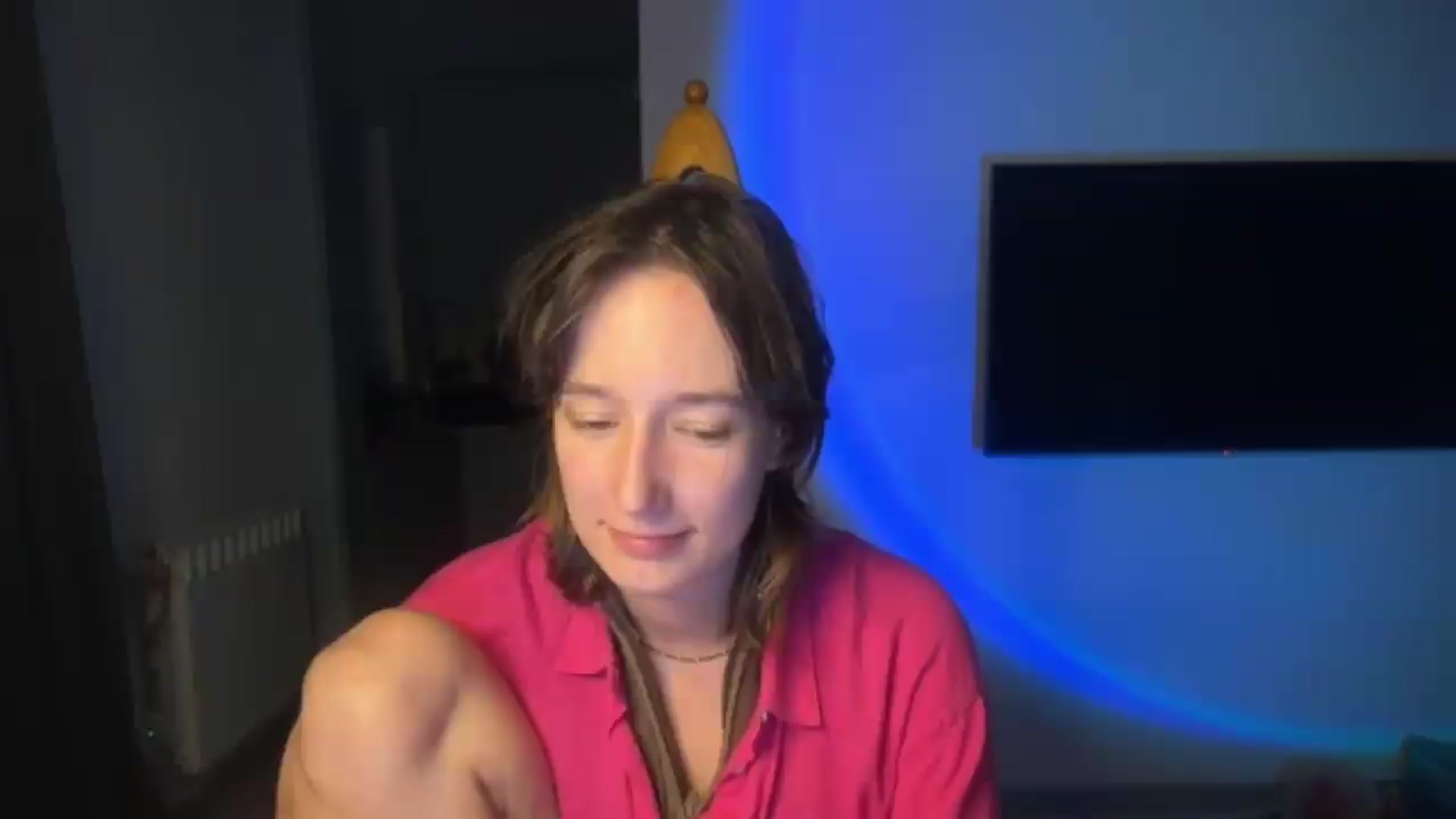 Gallery image thumbnail from LoooneyTunes's myfreecams stream on, 09/05/2026, 01:27 image 15 of 20