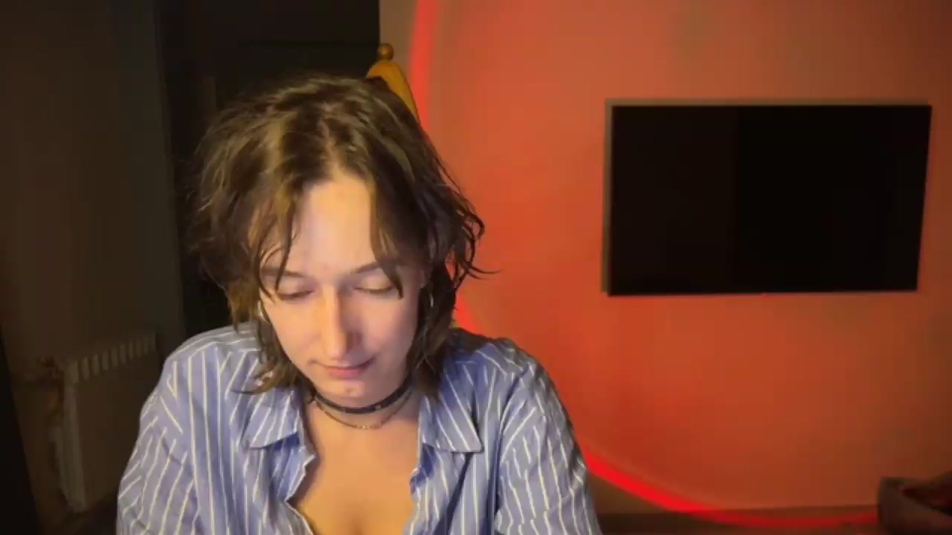 Gallery image thumbnail from LoooneyTunes's myfreecams stream on, 09/08/2026, 23:47 image 2 of 20