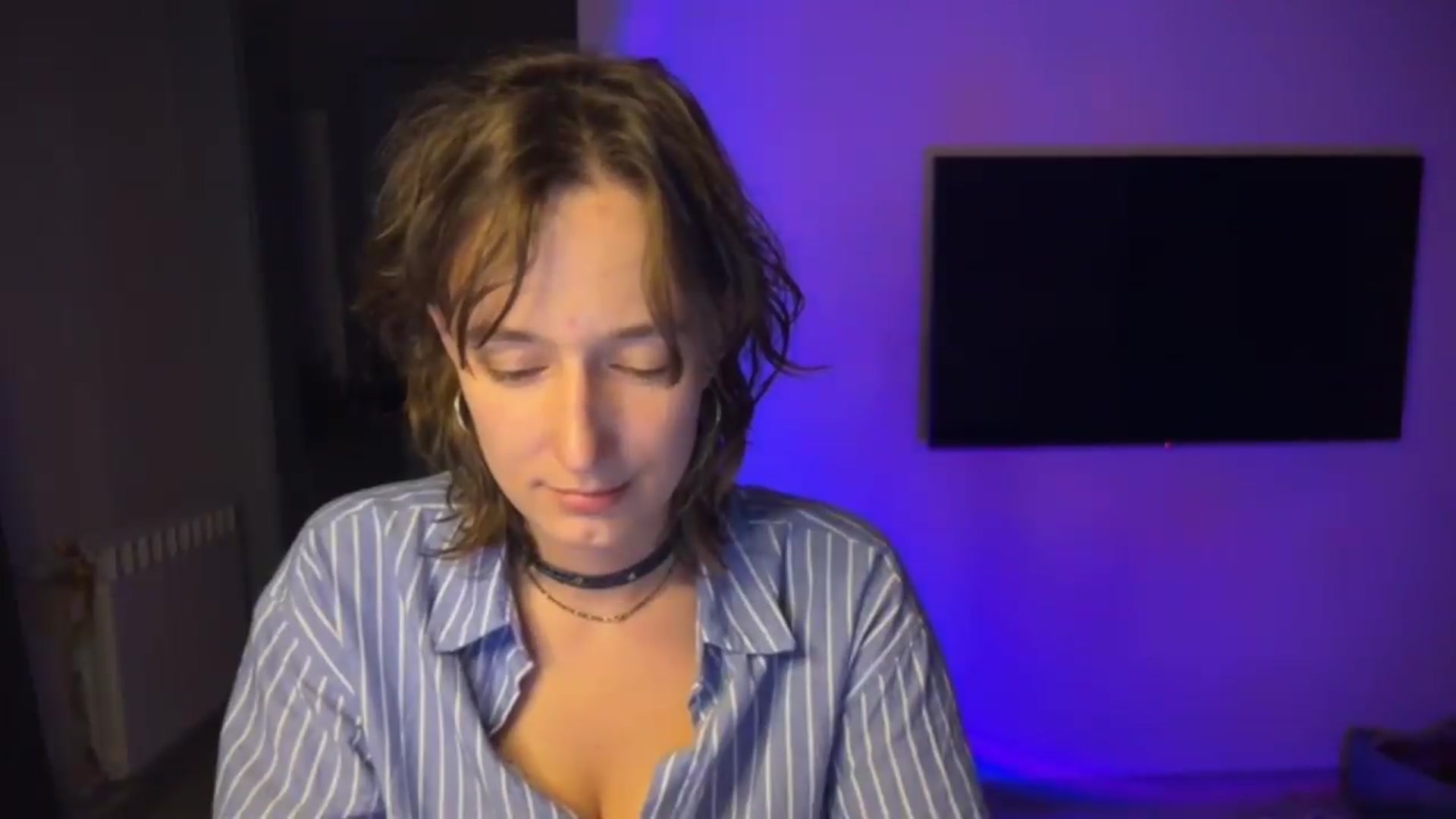 Gallery image thumbnail from LoooneyTunes's myfreecams stream on, 09/08/2026, 23:47 image 13 of 20