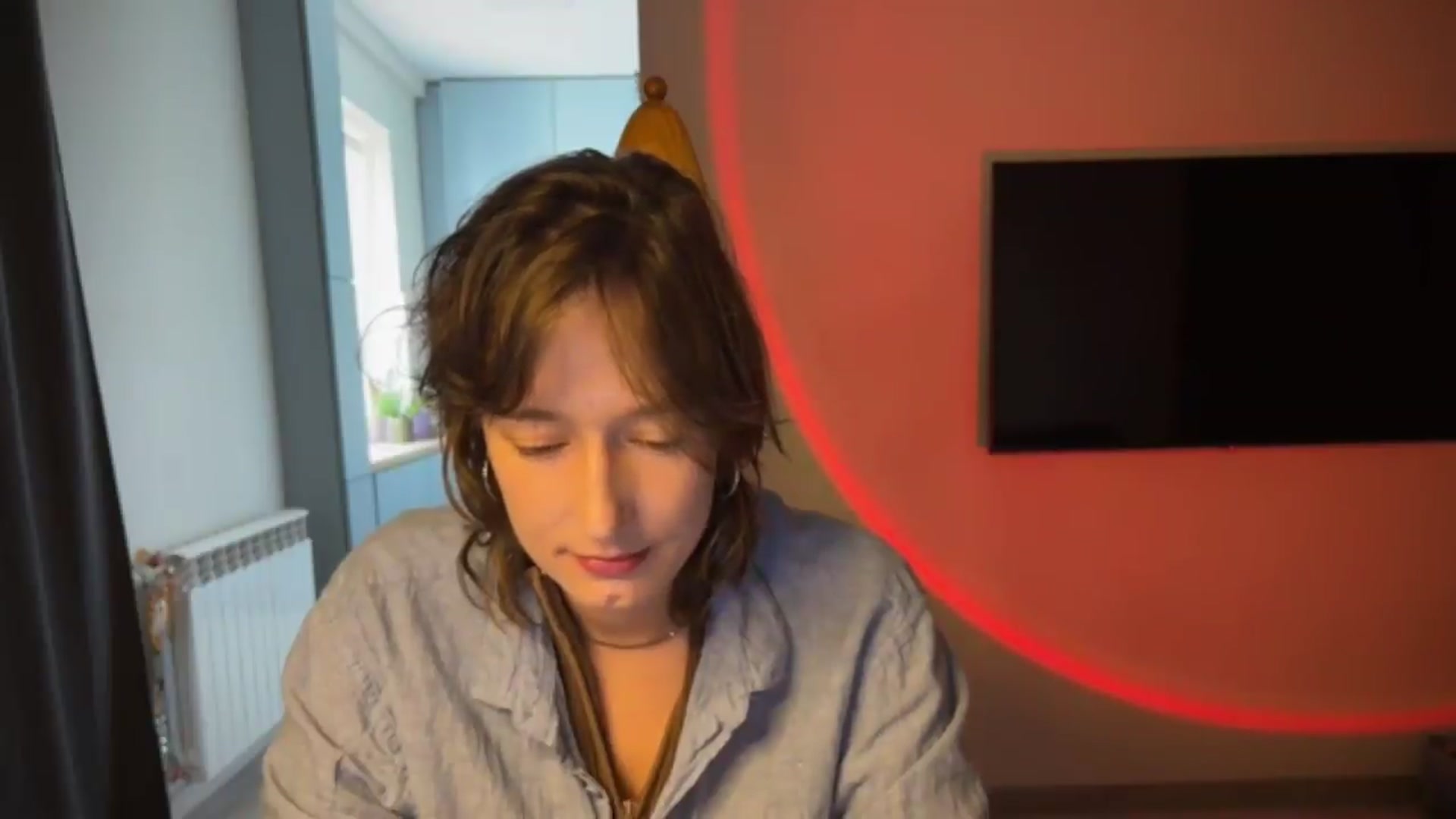 Gallery image thumbnail from LoooneyTunes's myfreecams stream on, 09/10/2026, 13:15 image 16 of 20