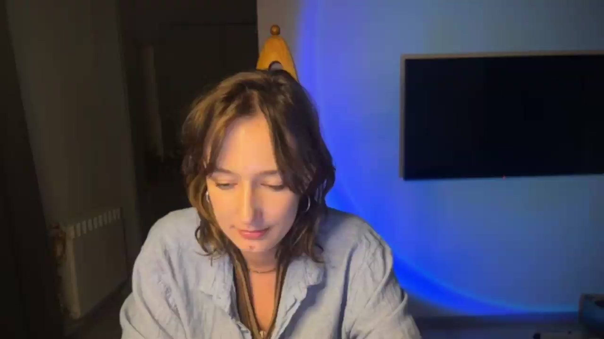 Gallery image thumbnail from LoooneyTunes's myfreecams stream on, 09/10/2026, 23:47 image 18 of 20