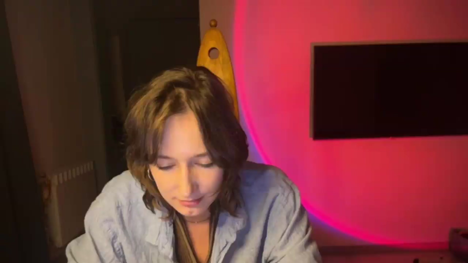Gallery image thumbnail from LoooneyTunes's myfreecams stream on, 09/10/2026, 23:47 image 9 of 20