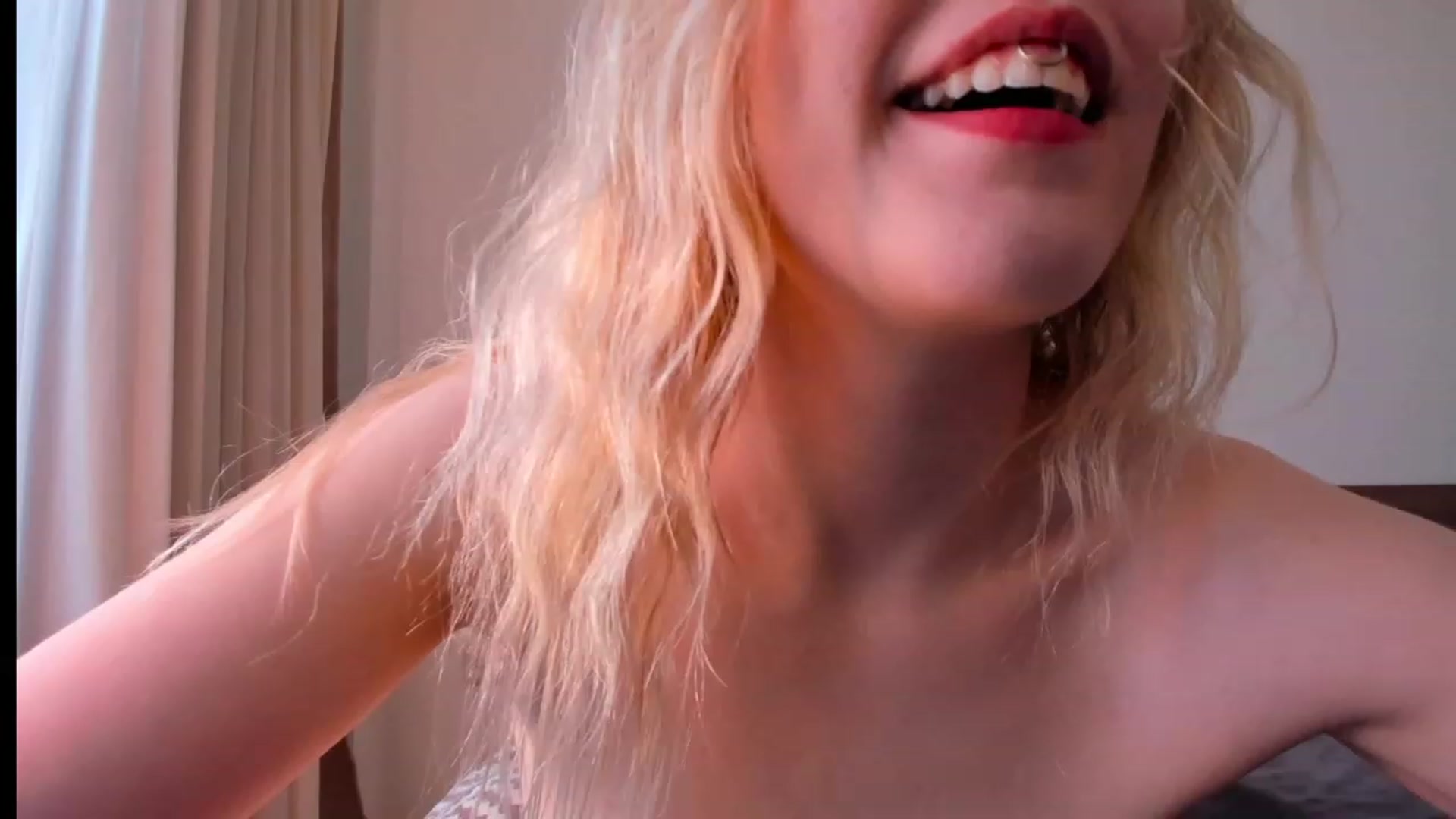 Gallery image thumbnail from Loopcia's myfreecams stream on, 07/29/2023, 14:35 image 4 of 20