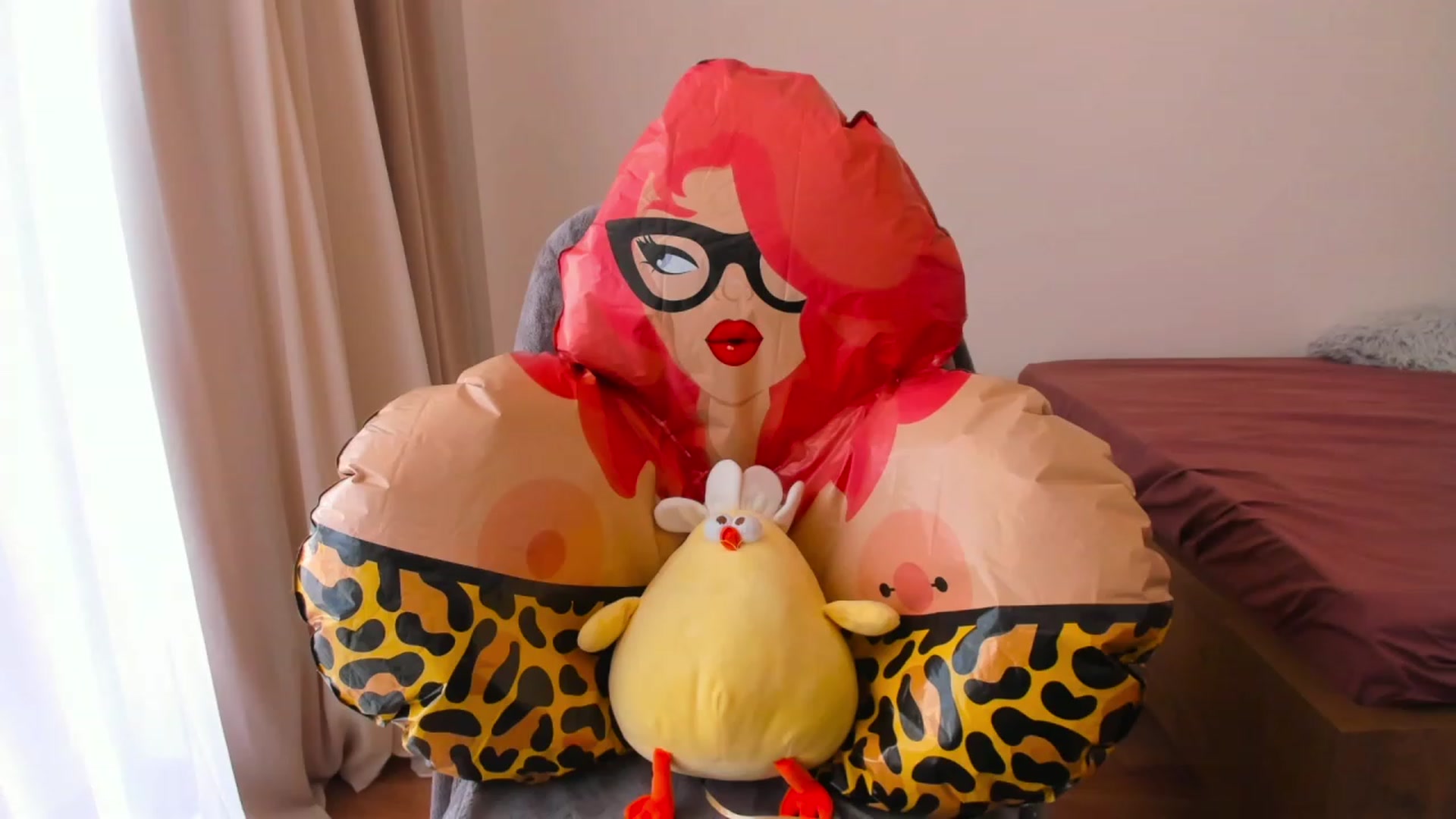 Gallery image thumbnail from Loopcia's myfreecams stream on, 09/16/2023, 12:32 image 1 of 20