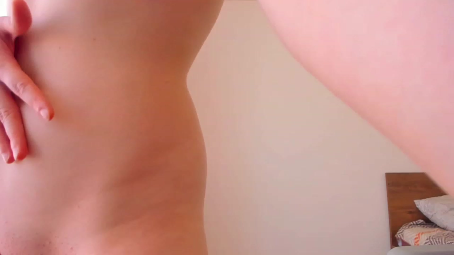 Gallery image thumbnail from Loopcia's myfreecams stream on, 11/05/2023, 12:30 image 1 of 20