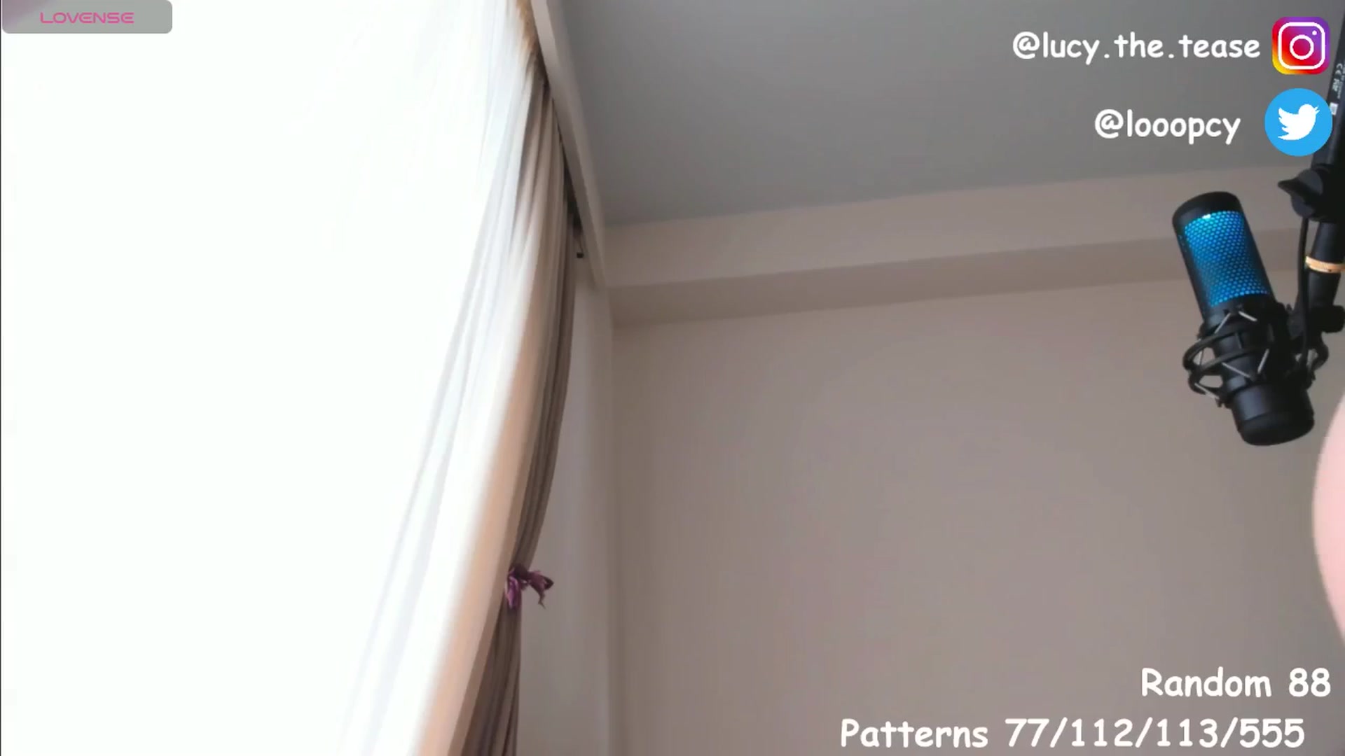 Gallery image thumbnail from Loopcia's myfreecams stream on, 05/07/2024, 16:00 image 9 of 20