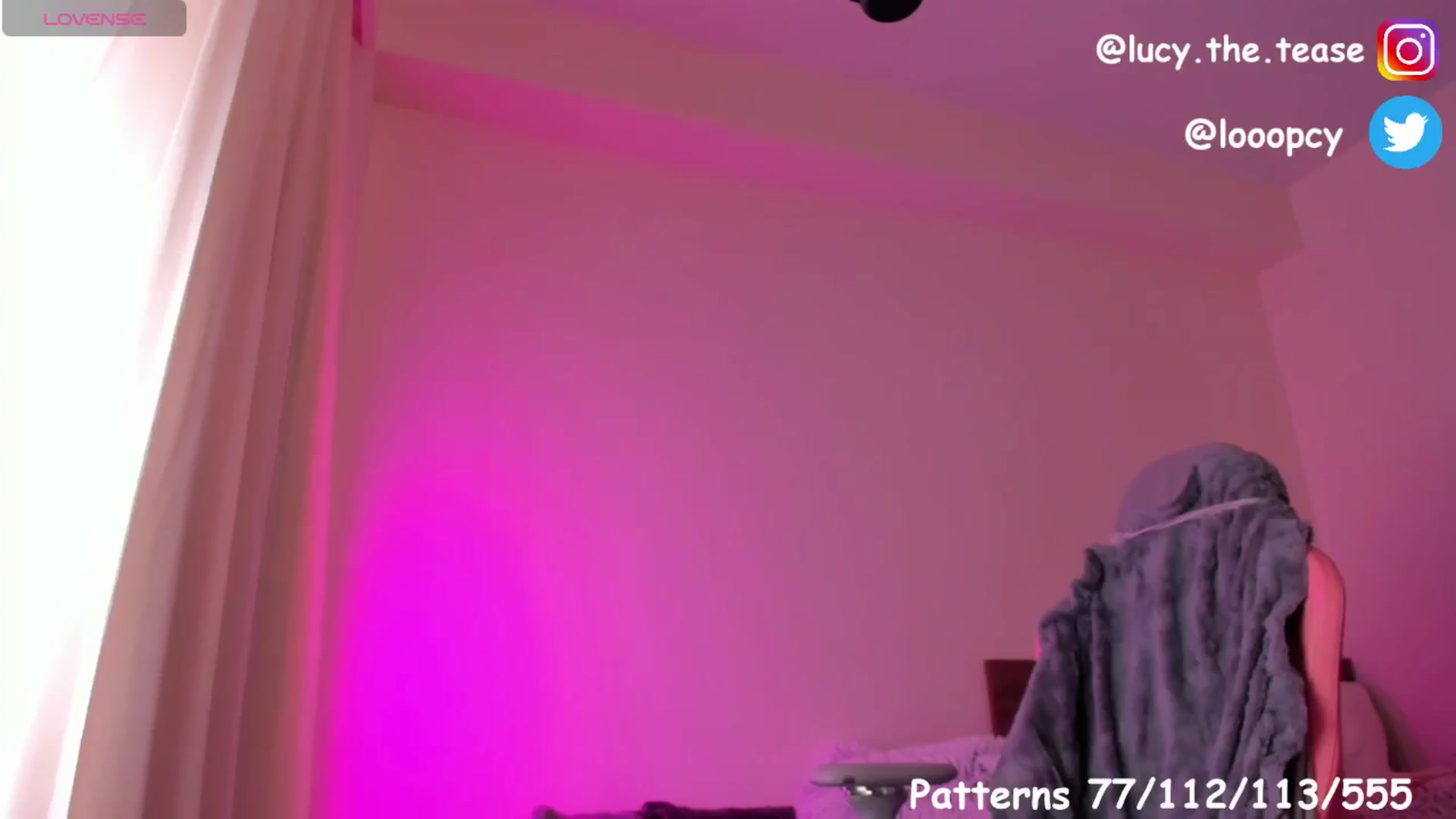 Gallery image thumbnail from Loopcia's myfreecams stream on, 06/20/2024, 14:16 image 9 of 20