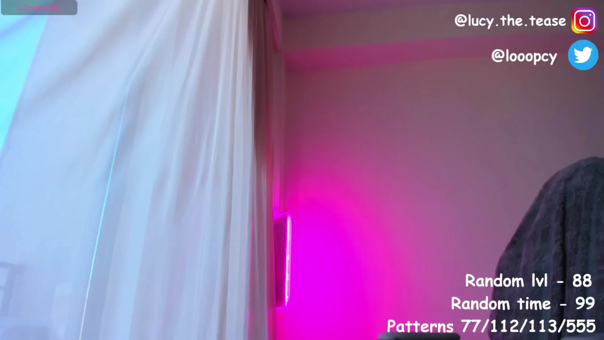 Gallery image thumbnail from Loopcia's myfreecams stream on, 07/31/2024, 18:37 image 3 of 20