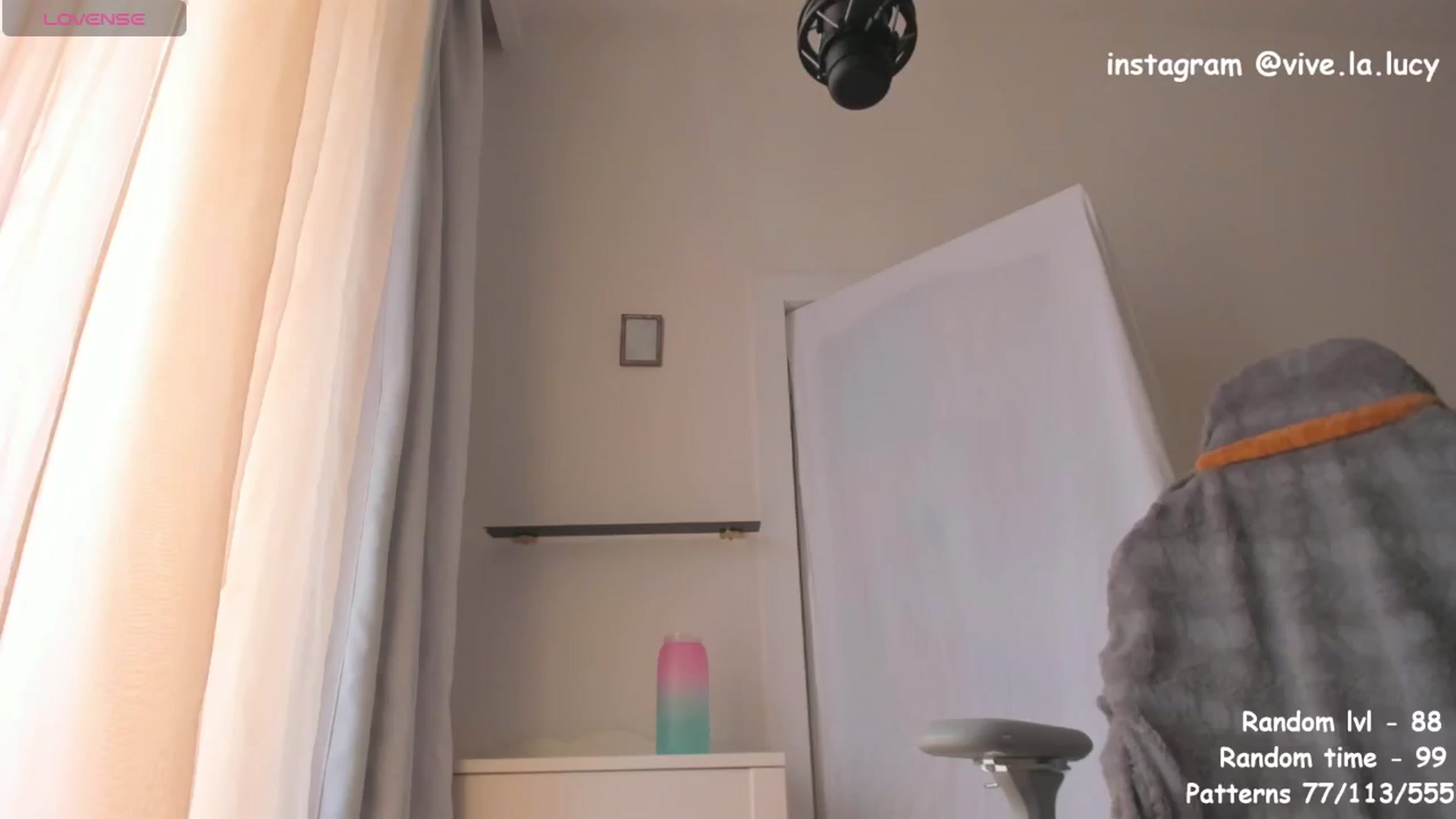 Gallery image thumbnail from Loopcia's myfreecams stream on, 12/08/2024, 09:32 image 15 of 20
