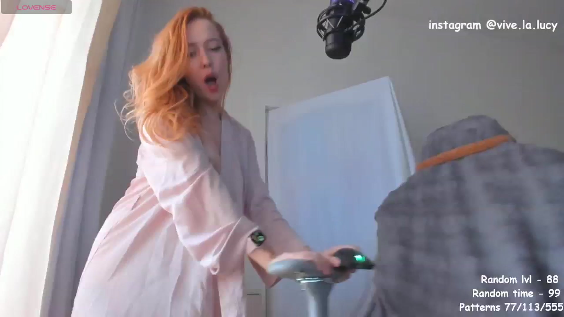 Gallery image thumbnail from Loopcia's myfreecams stream on, 12/08/2024, 13:20 image 6 of 20