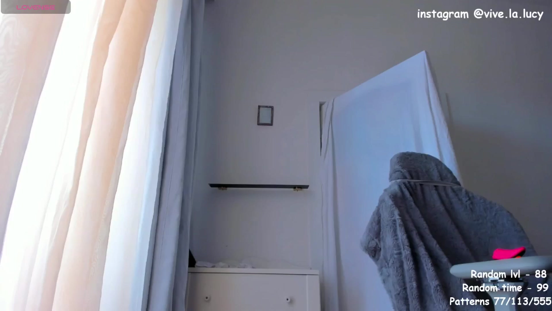 Gallery image thumbnail from Loopcia's myfreecams stream on, 01/18/2025, 13:01 image 18 of 20