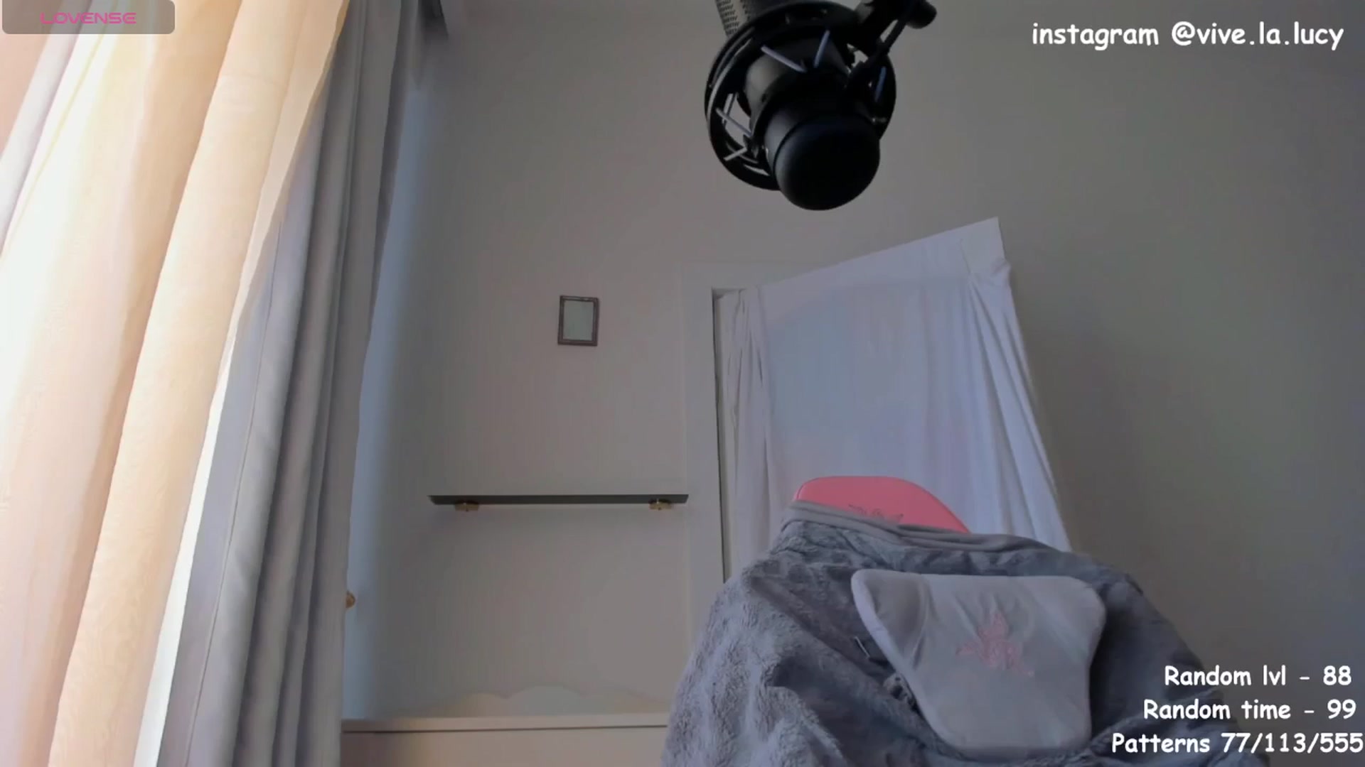 Gallery image thumbnail from Loopcia's myfreecams stream on, 04/02/2025, 14:40 image 7 of 20