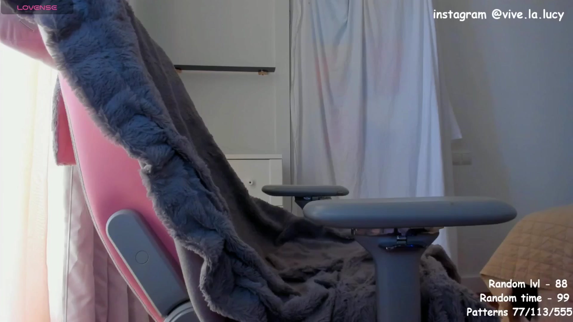 Gallery image thumbnail from Loopcia's myfreecams stream on, 04/08/2025, 16:15 image 1 of 20