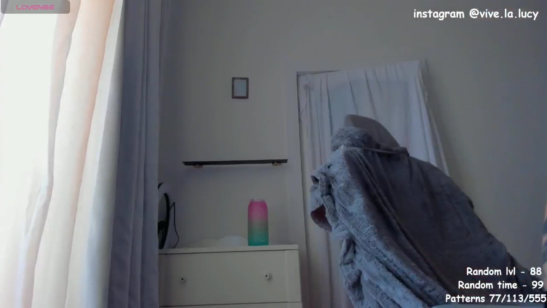 Gallery image thumbnail from Loopcia's myfreecams stream on, 04/18/2025, 15:11 image 8 of 20
