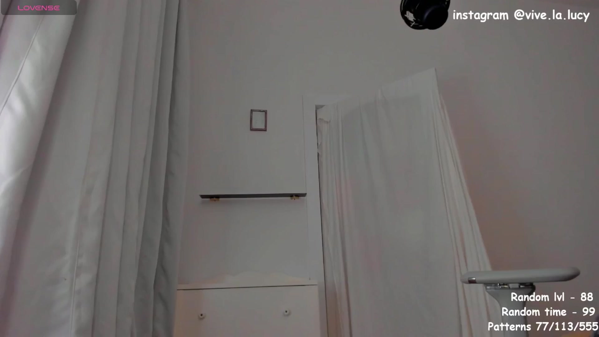 Gallery image thumbnail from Loopcia's myfreecams stream on, 04/22/2025, 18:39 image 7 of 20