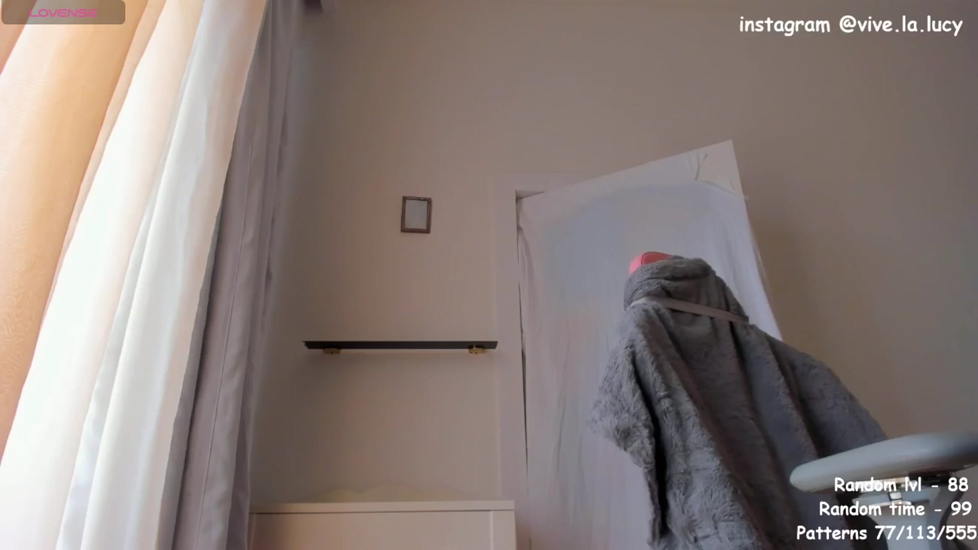 Gallery image thumbnail from Loopcia's myfreecams stream on, 05/14/2025, 13:16 image 6 of 20