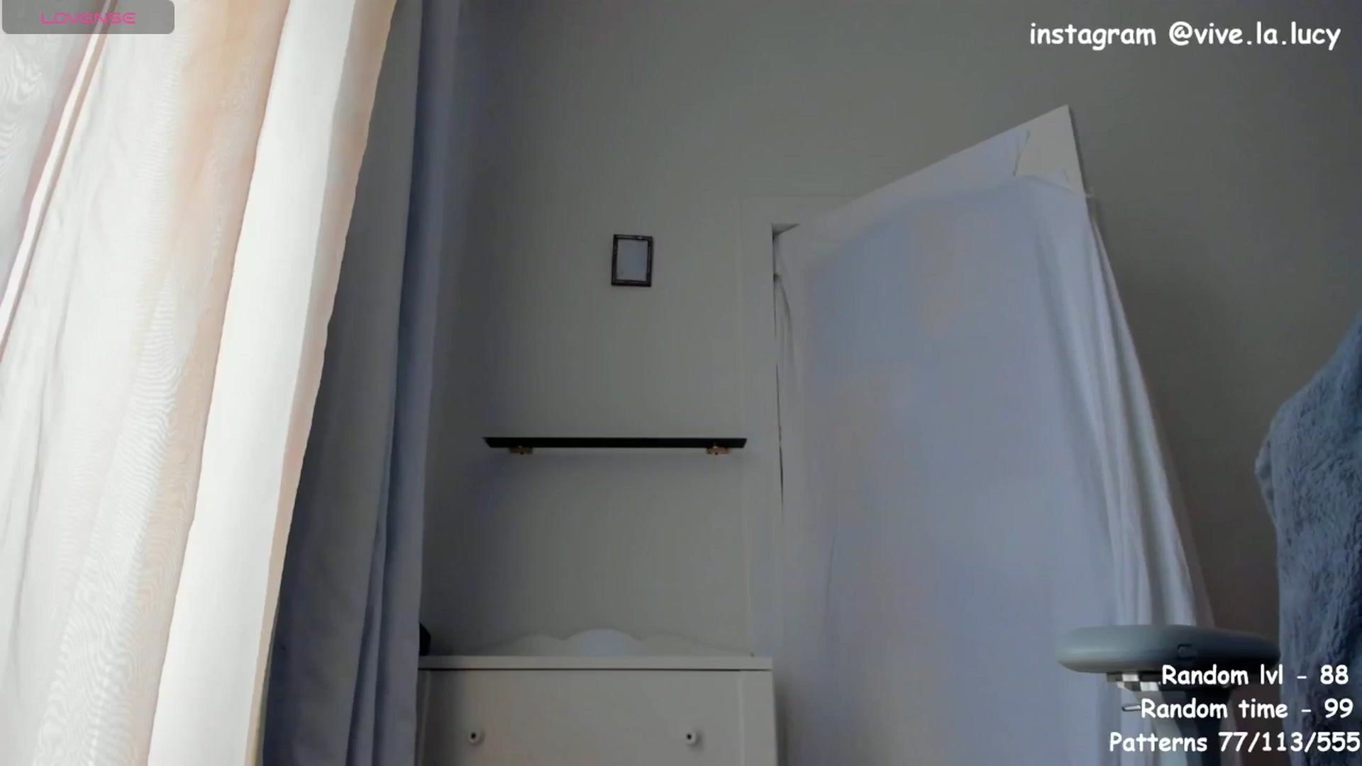 Gallery image thumbnail from Loopcia's myfreecams stream on, 05/15/2025, 13:58 image 13 of 20