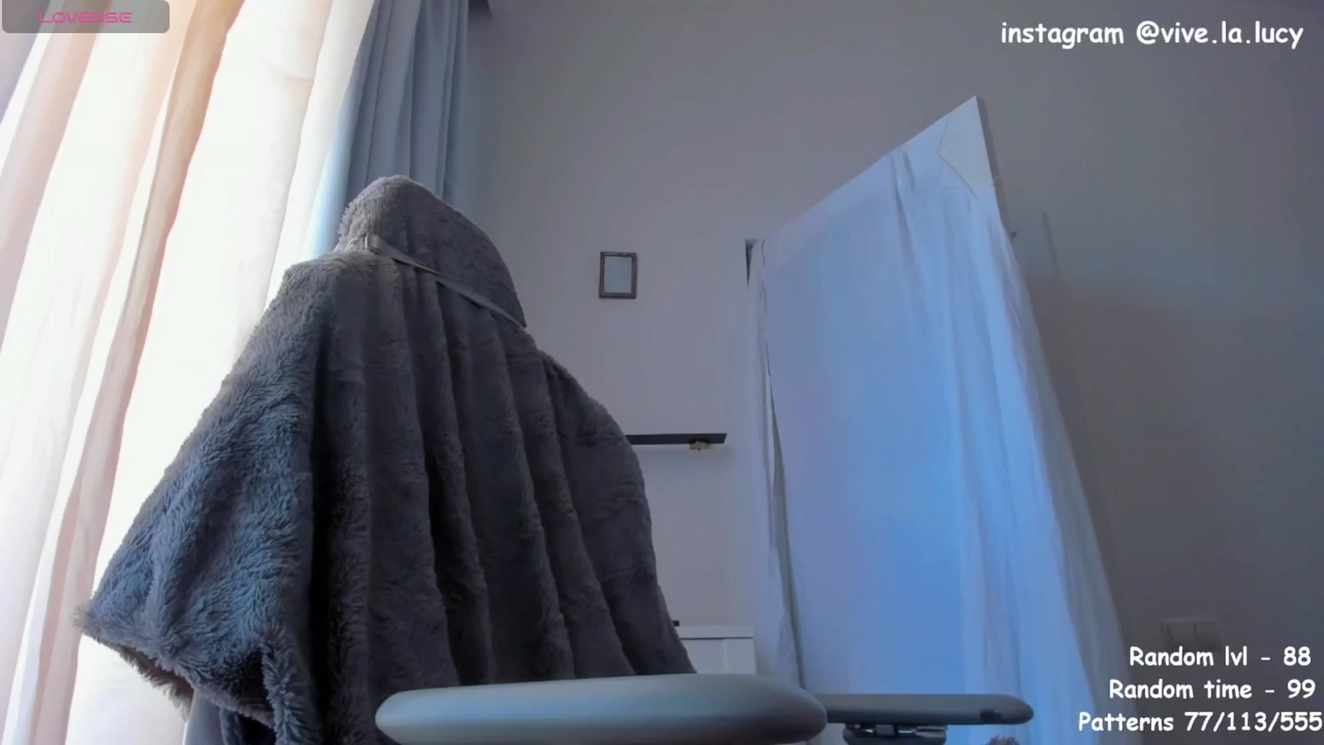 Gallery image thumbnail from Loopcia's myfreecams stream on, 05/16/2025, 14:55 image 18 of 20