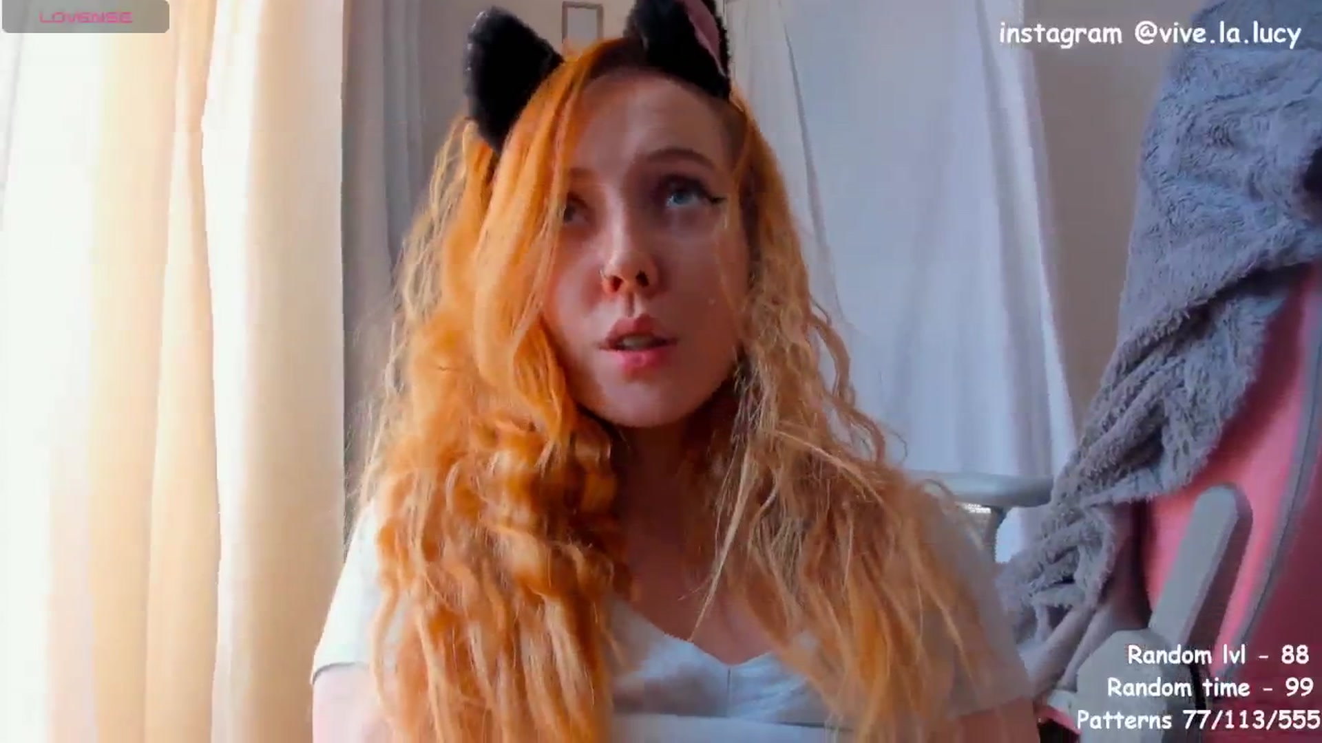 Gallery image thumbnail from Loopcia's myfreecams stream on, 05/19/2025, 09:35 image 10 of 20