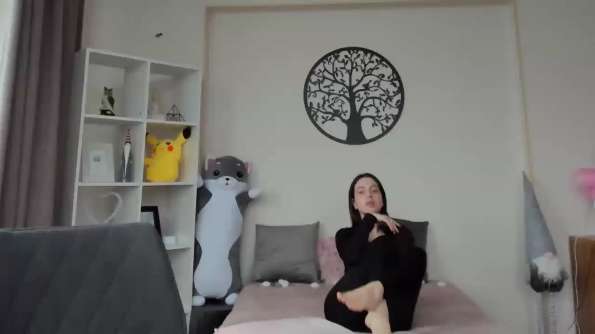 Gallery image thumbnail from LoraAmes's myfreecams stream on, 01/23/2023, 11:52 image 1 of 20