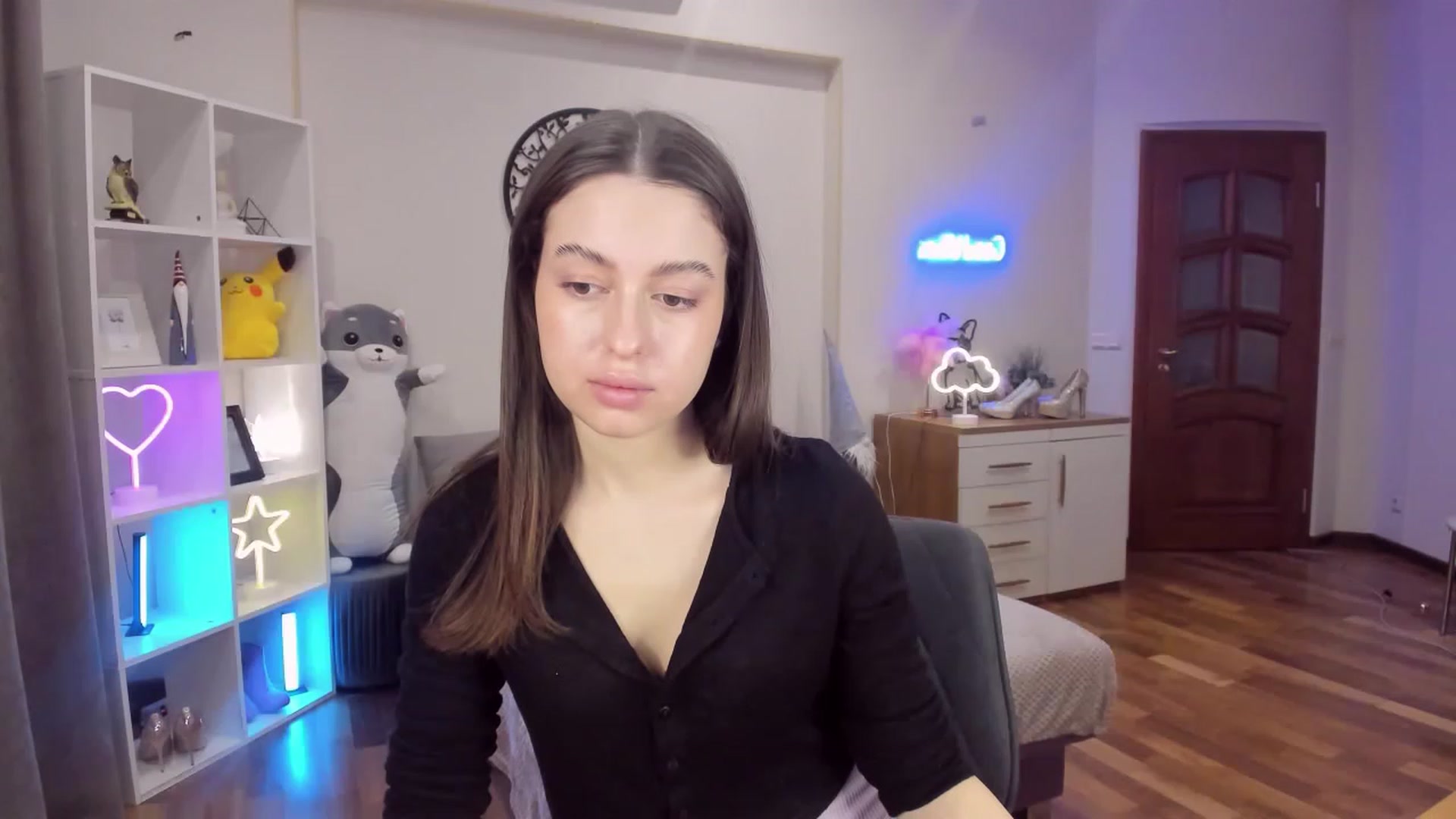 Gallery image thumbnail from LoraAmes's myfreecams stream on, 01/25/2023, 14:02 image 14 of 20