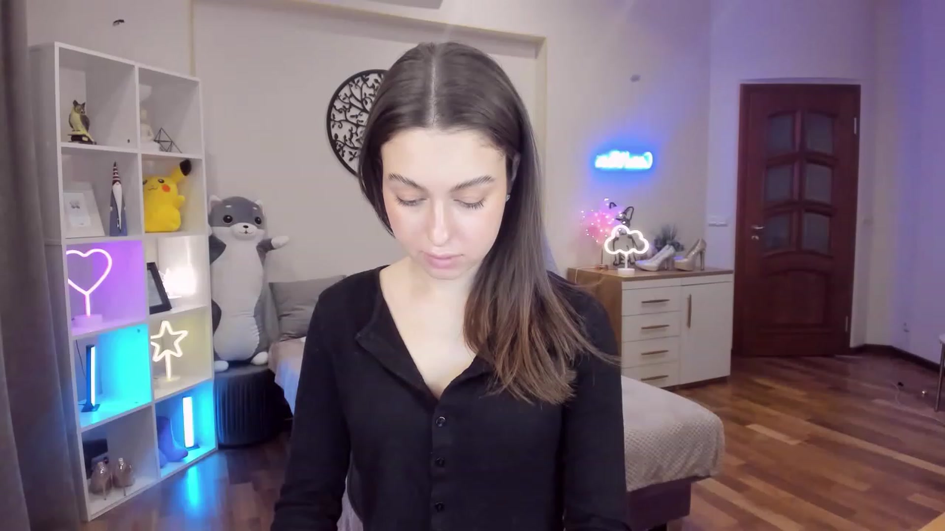 Gallery image thumbnail from LoraAmes's myfreecams stream on, 01/25/2023, 14:43 image 12 of 20