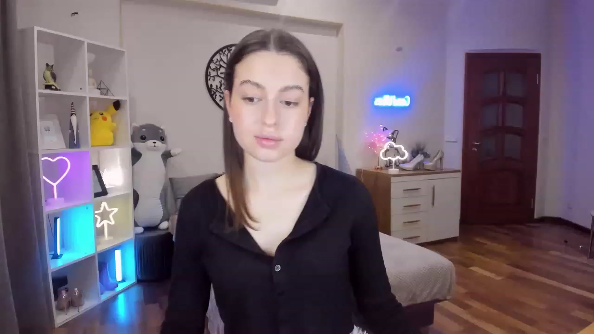Gallery image thumbnail from LoraAmes's myfreecams stream on, 01/25/2023, 14:43 image 13 of 20
