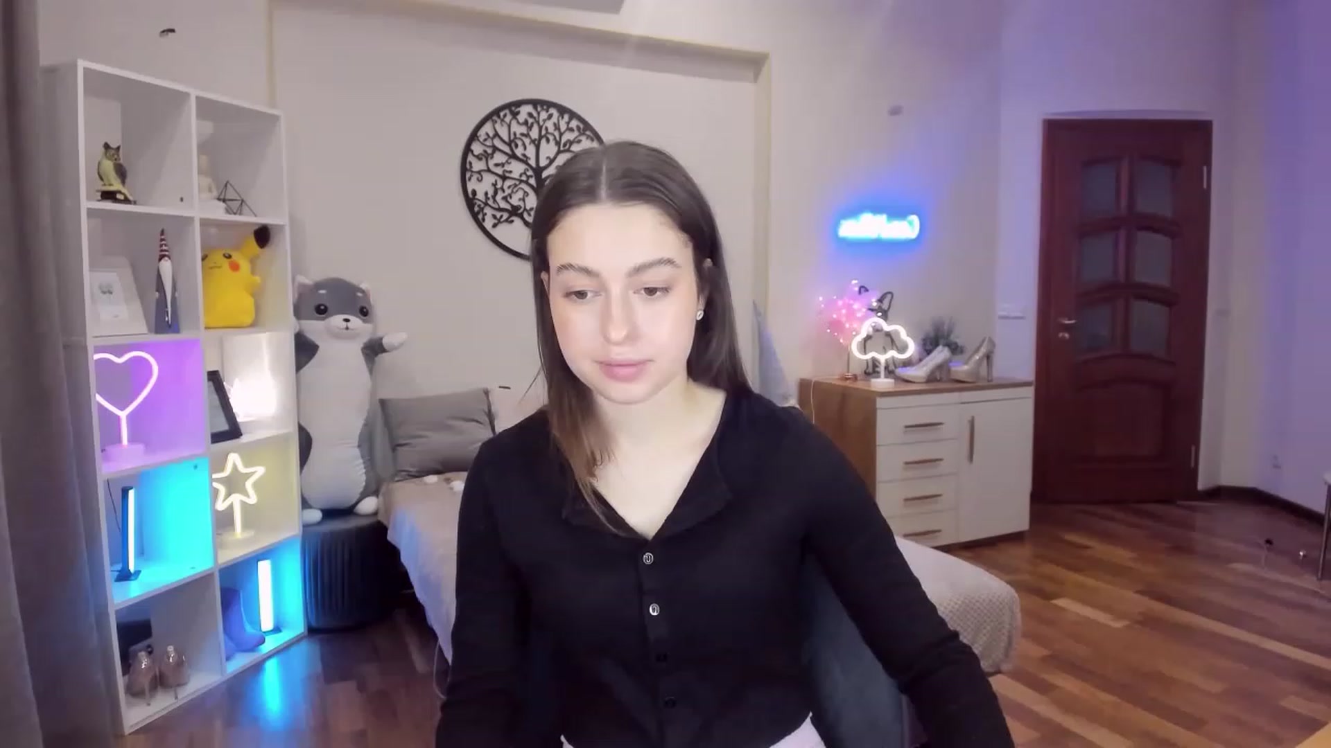 Gallery image thumbnail from LoraAmes's myfreecams stream on, 01/25/2023, 14:43 image 1 of 20