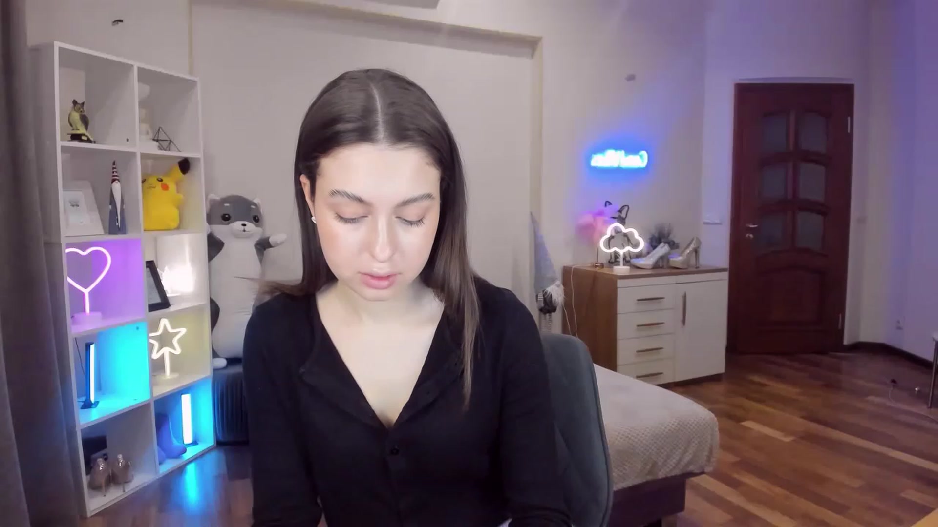 Gallery image thumbnail from LoraAmes's myfreecams stream on, 01/25/2023, 14:43 image 20 of 20