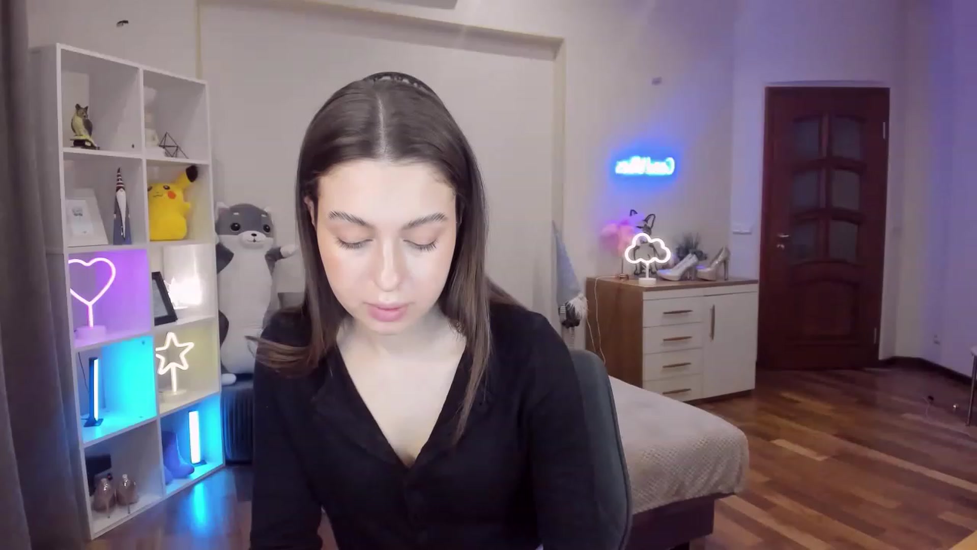 Gallery image thumbnail from LoraAmes's myfreecams stream on, 01/25/2023, 14:43 image 19 of 20