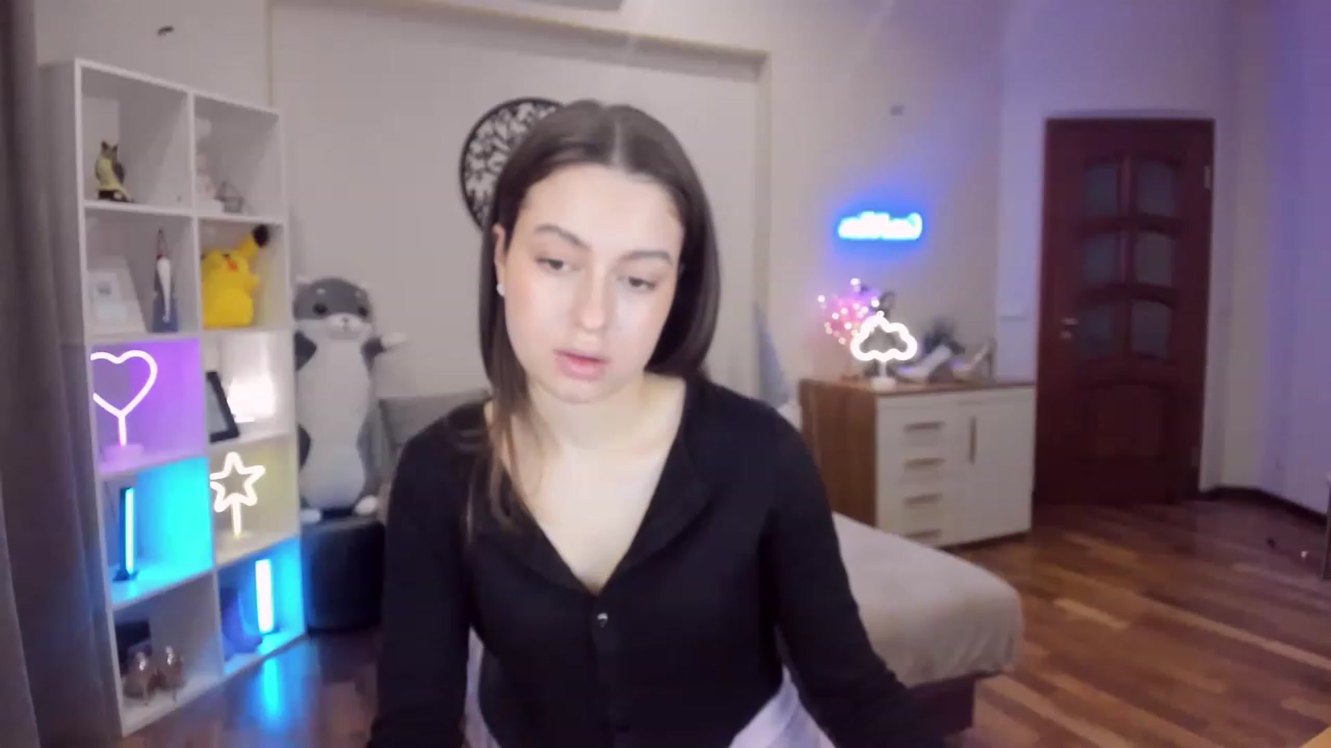 Gallery image thumbnail from LoraAmes's myfreecams stream on, 01/25/2023, 14:43 image 9 of 20