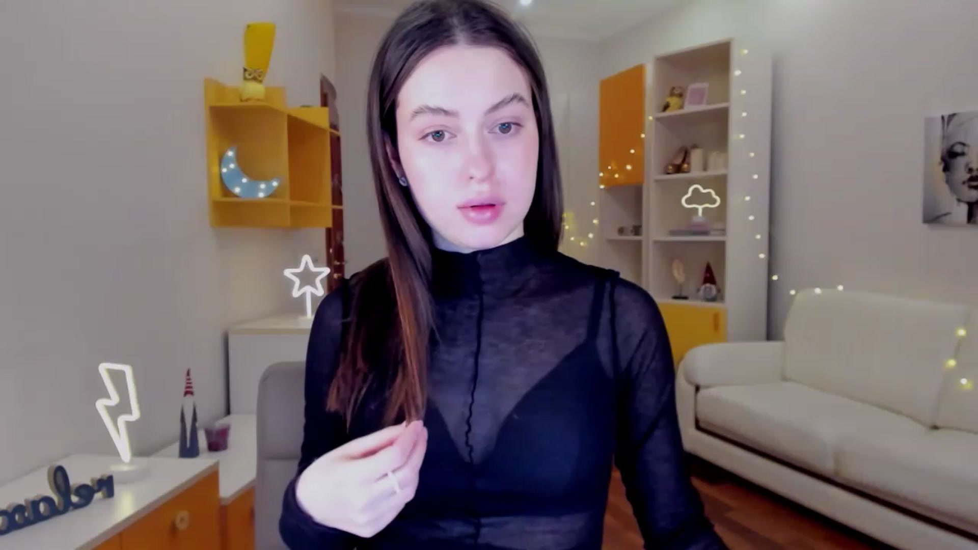 Gallery image thumbnail from LoraAmes's myfreecams stream on, 01/29/2023, 18:11 image 5 of 20