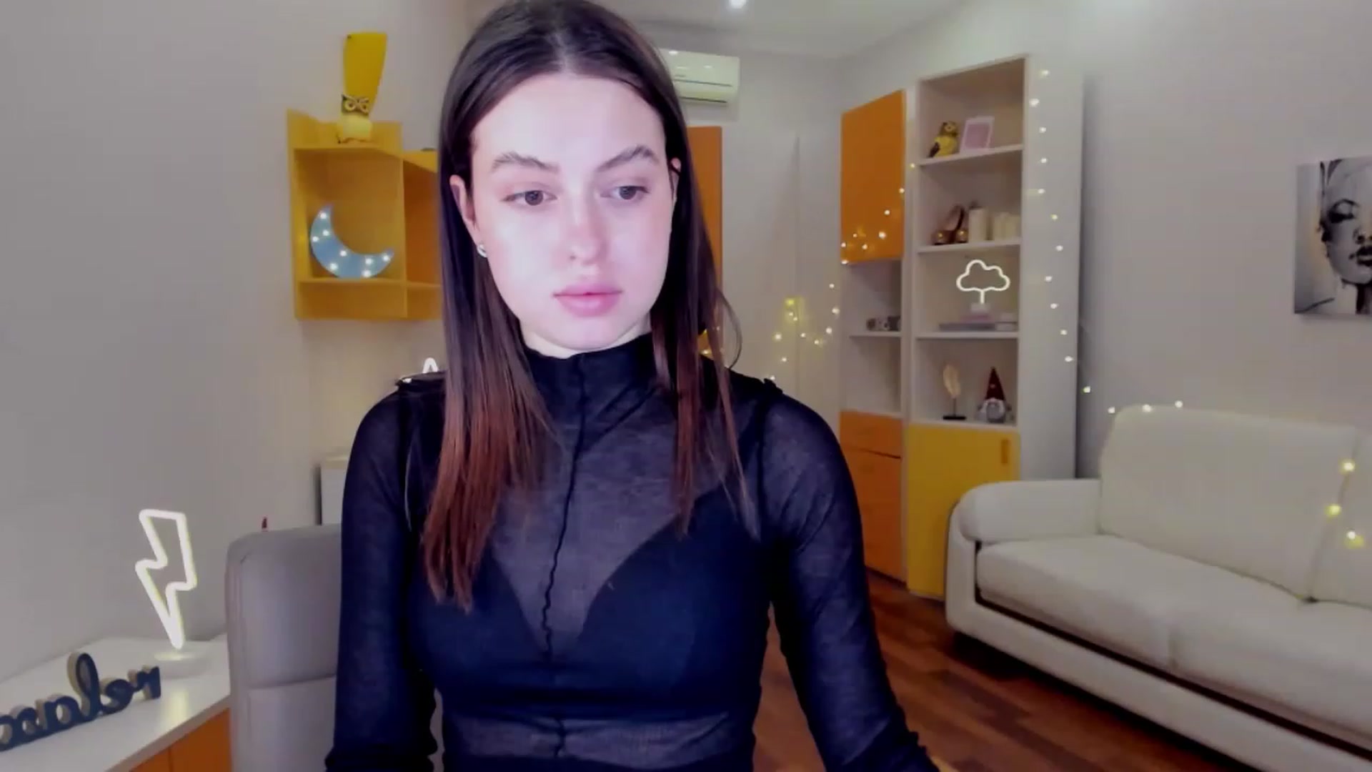 Gallery image thumbnail from LoraAmes's myfreecams stream on, 01/29/2023, 18:11 image 15 of 20