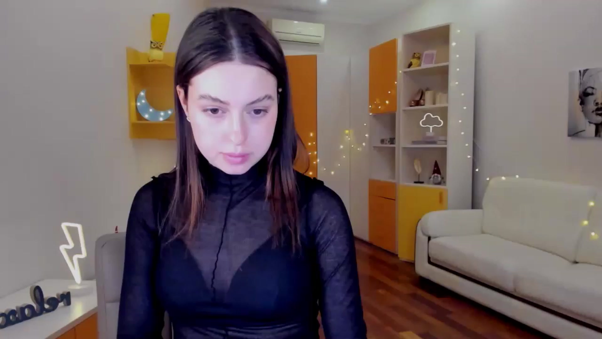 Gallery image thumbnail from LoraAmes's myfreecams stream on, 01/29/2023, 18:11 image 20 of 20