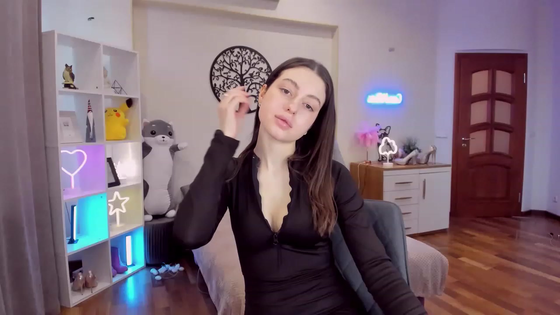 Gallery image thumbnail from LoraAmes's myfreecams stream on, 01/31/2023, 11:50 image 20 of 20