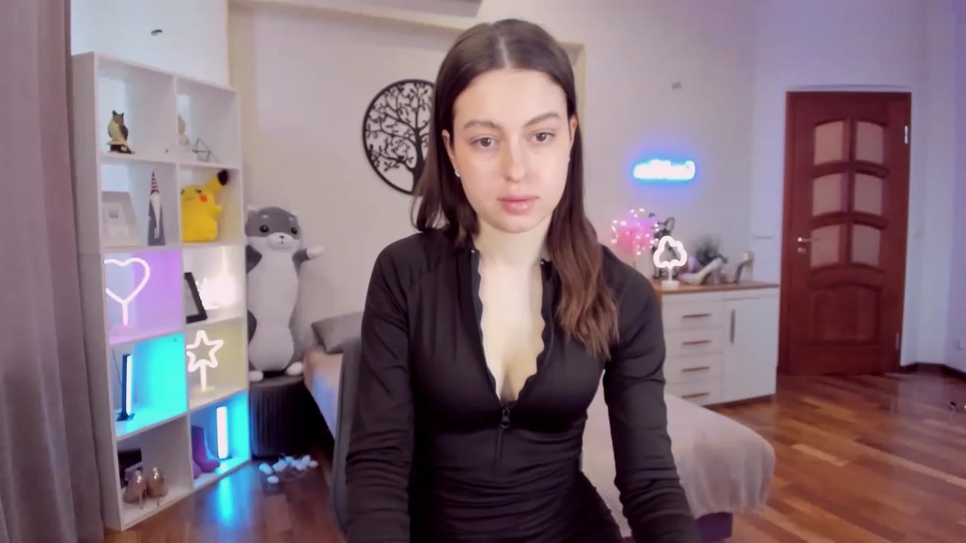 Gallery image thumbnail from LoraAmes's myfreecams stream on, 01/31/2023, 12:31 image 20 of 20