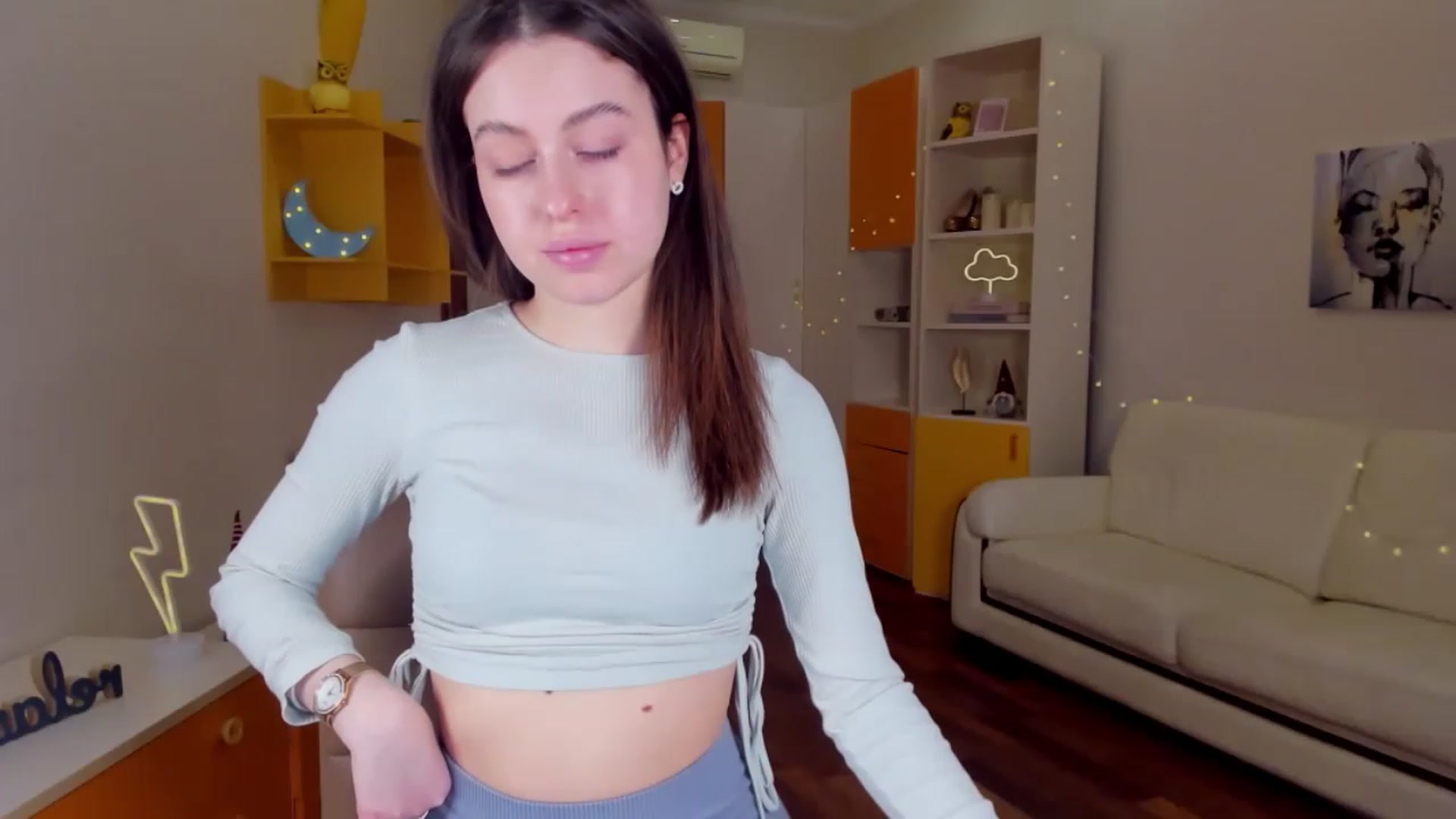 Gallery image thumbnail from LoraAmes's myfreecams stream on, 02/01/2023, 13:42 image 3 of 20