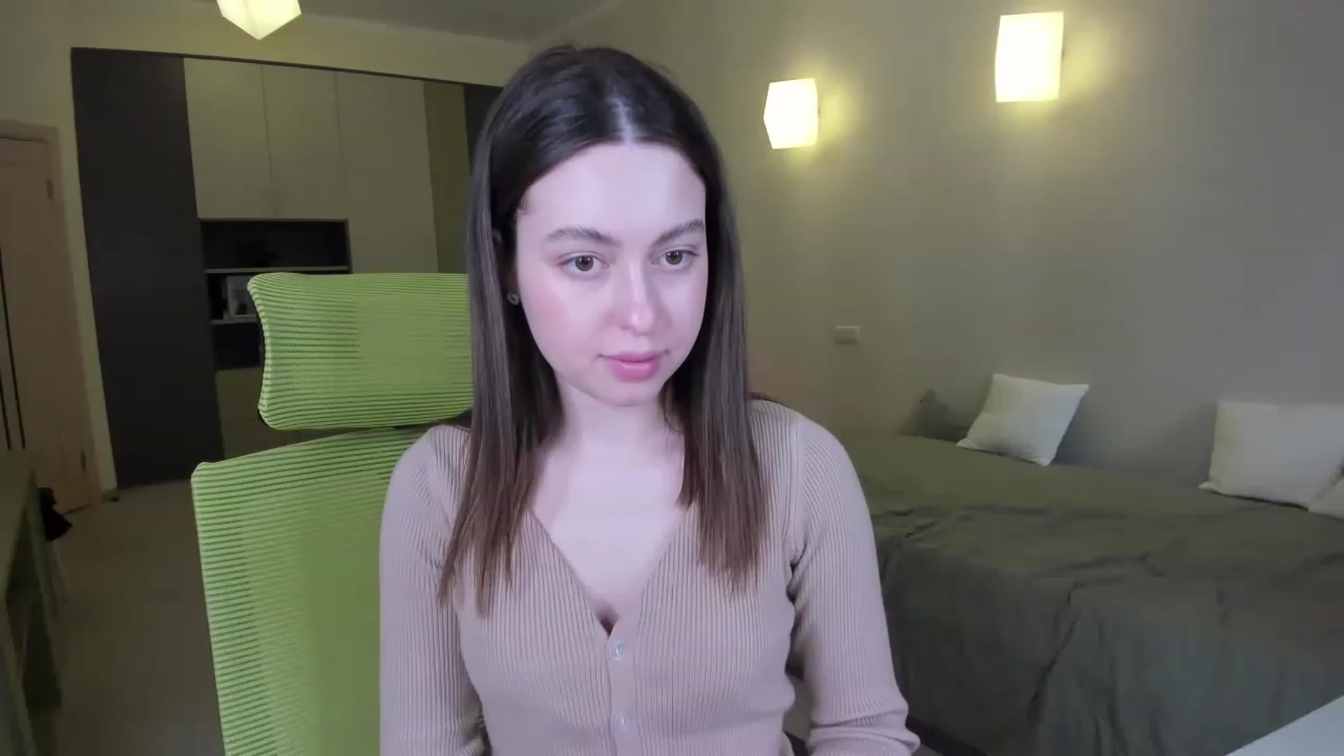 Gallery image thumbnail from LoraAmes's myfreecams stream on, 03/08/2023, 12:33 image 14 of 20