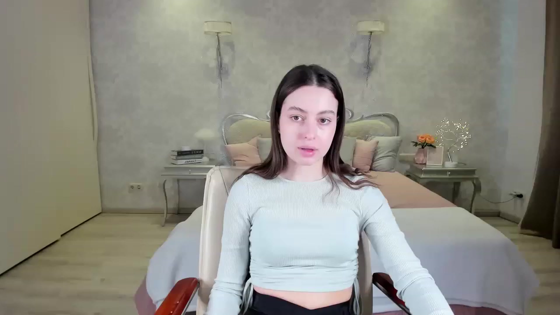 Gallery image thumbnail from LoraAmes's myfreecams stream on, 03/10/2023, 11:28 image 3 of 20