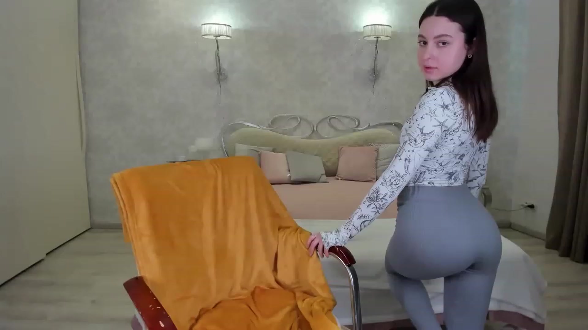 Gallery image thumbnail from LoraAmes's myfreecams stream on, 03/13/2023, 10:21 image 1 of 20